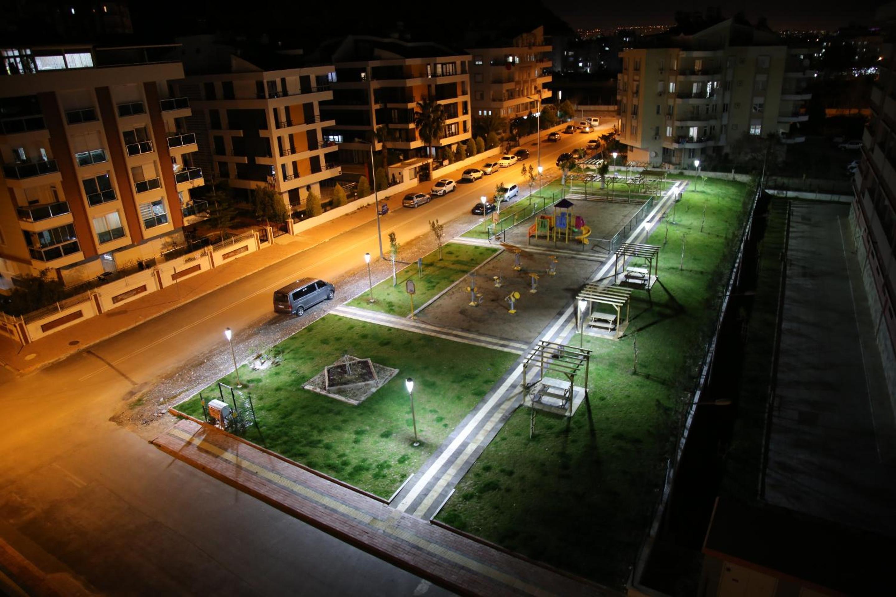 Golden World Suite Hotel - Image 15