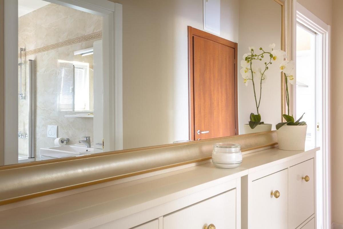 Luxury Apartments Villa Luce