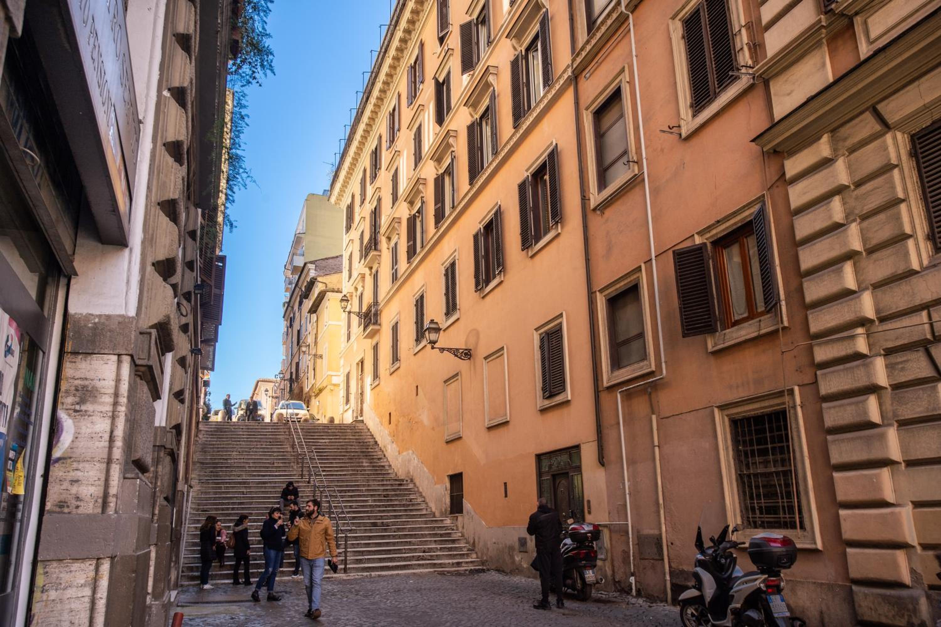 4C Colosseo Holidays