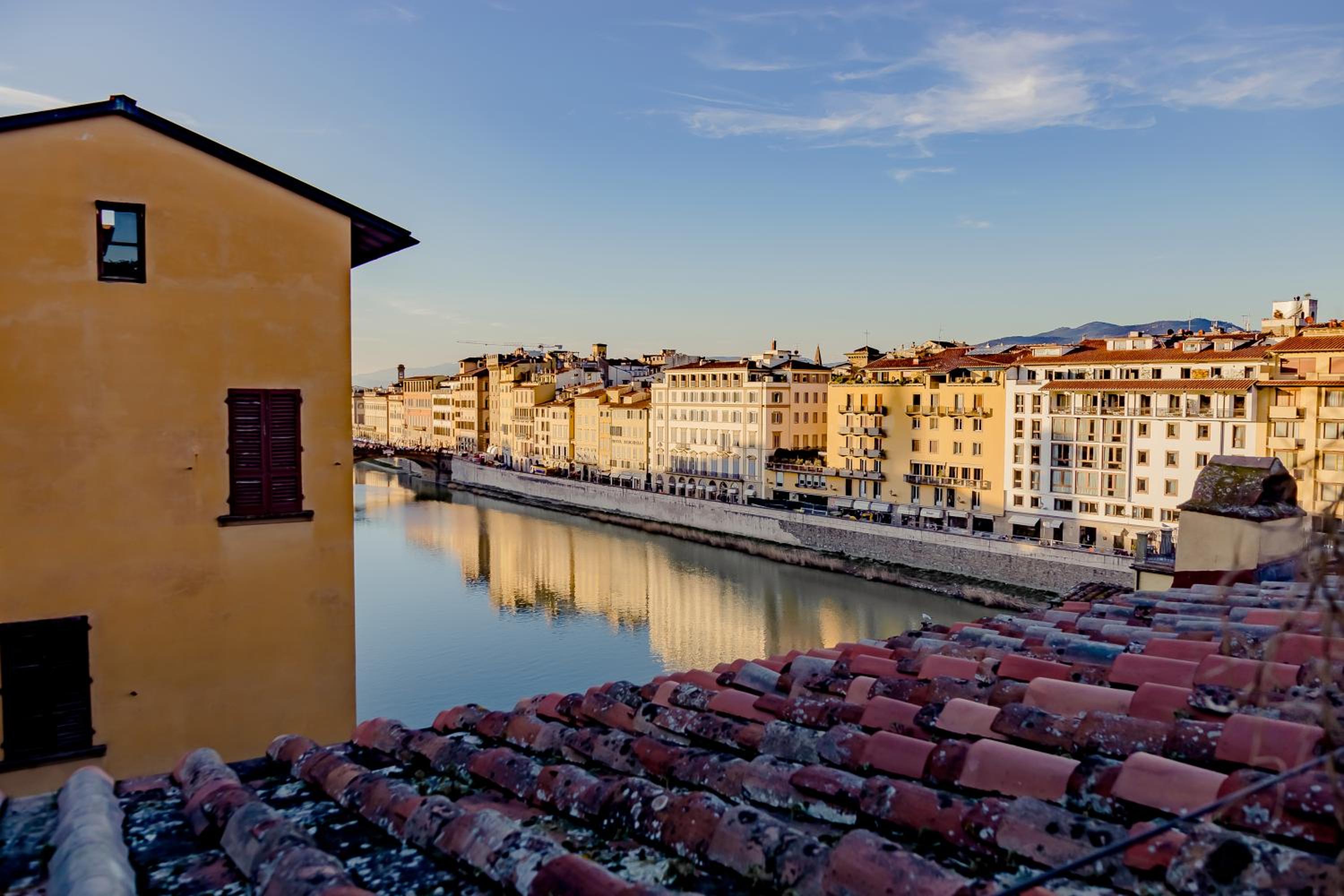 SKYLINE FLORENCE APARTMENT