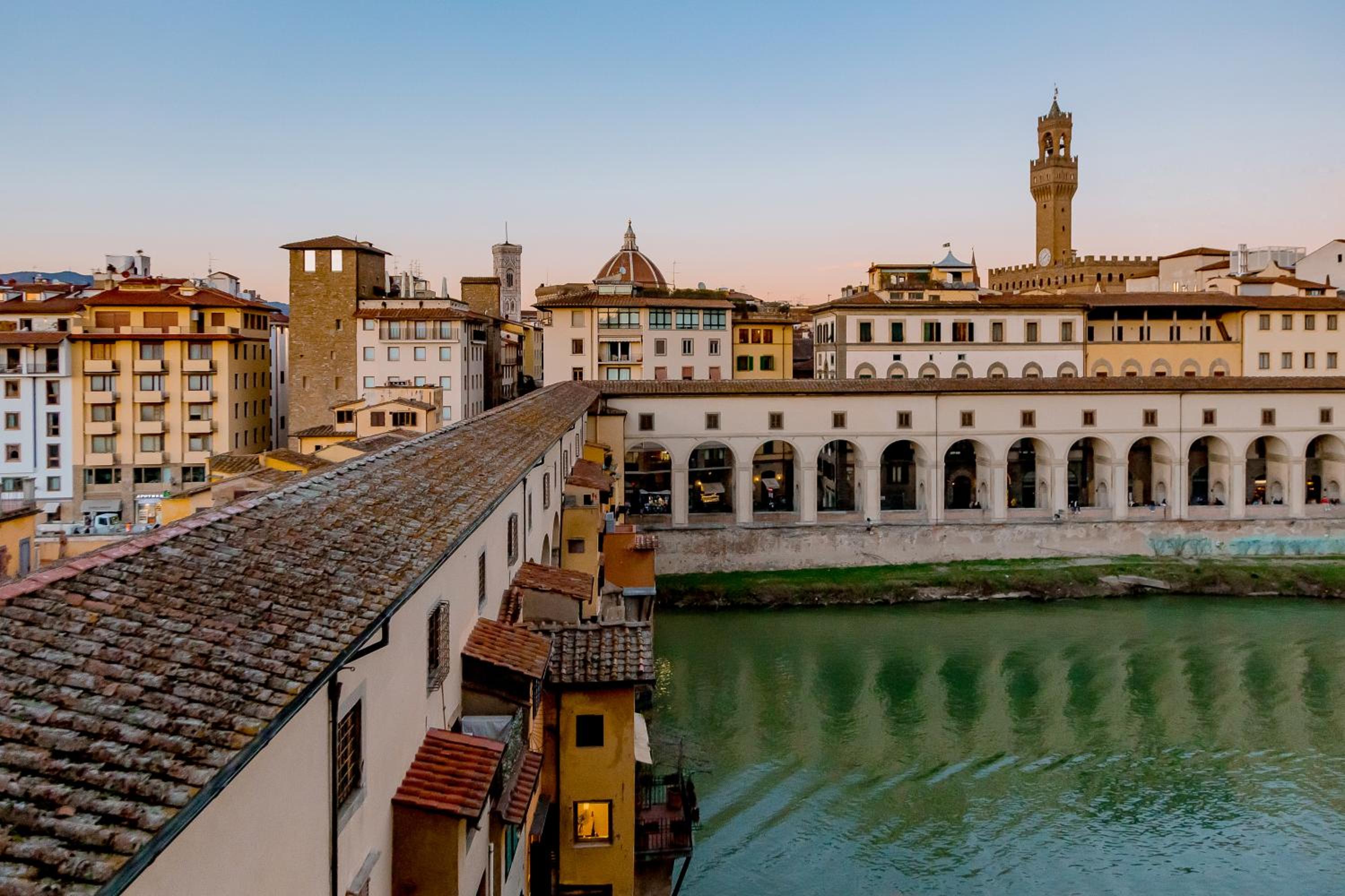 SKYLINE FLORENCE APARTMENT