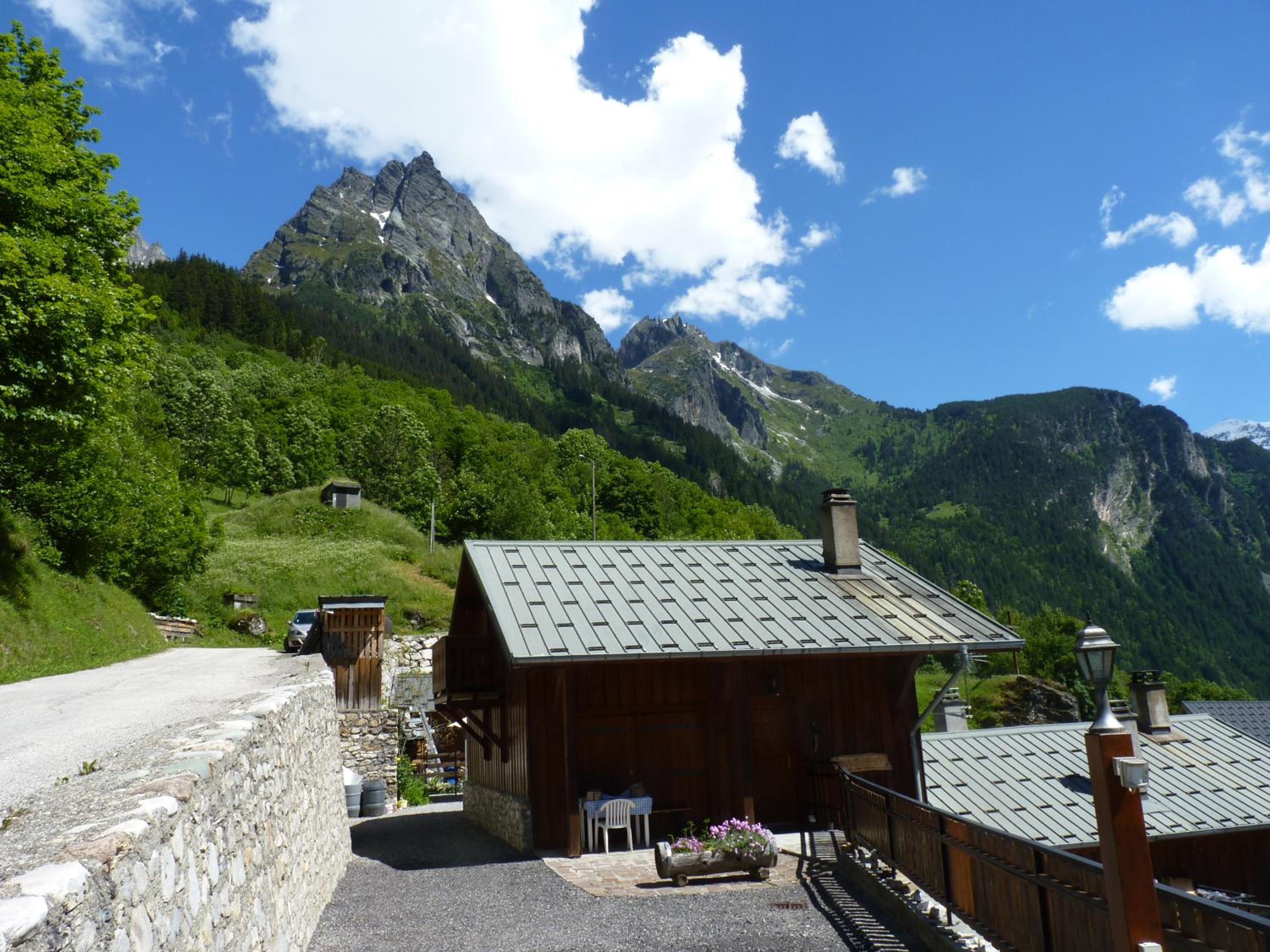 Chalet Analma view 4