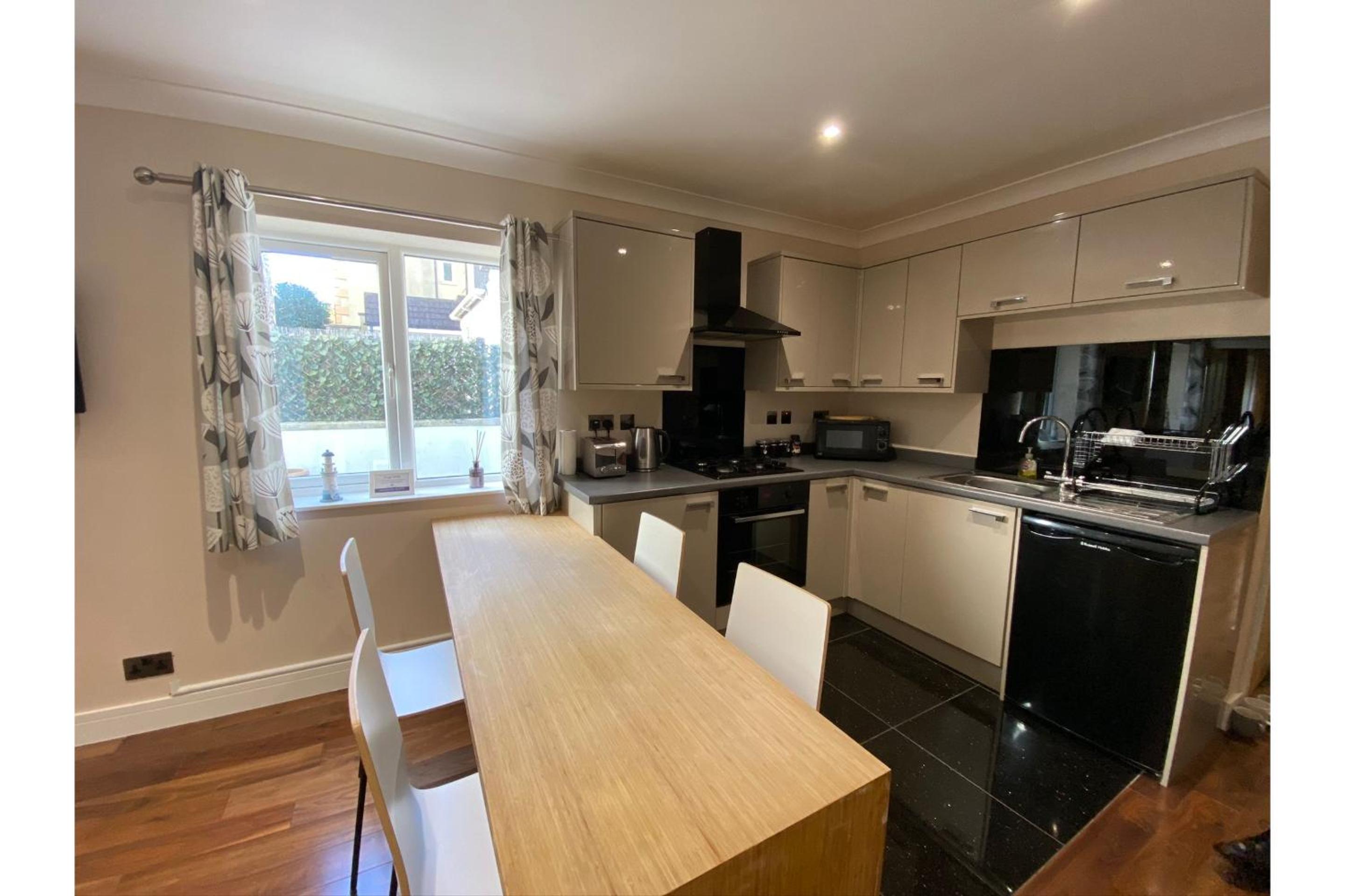 Weston-super-Mare Vacations - Harmony Apartments - Property Image 2