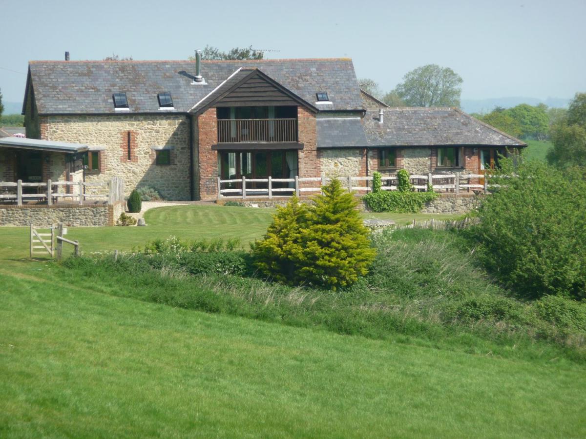 Wagon House, Bookham Court view 2