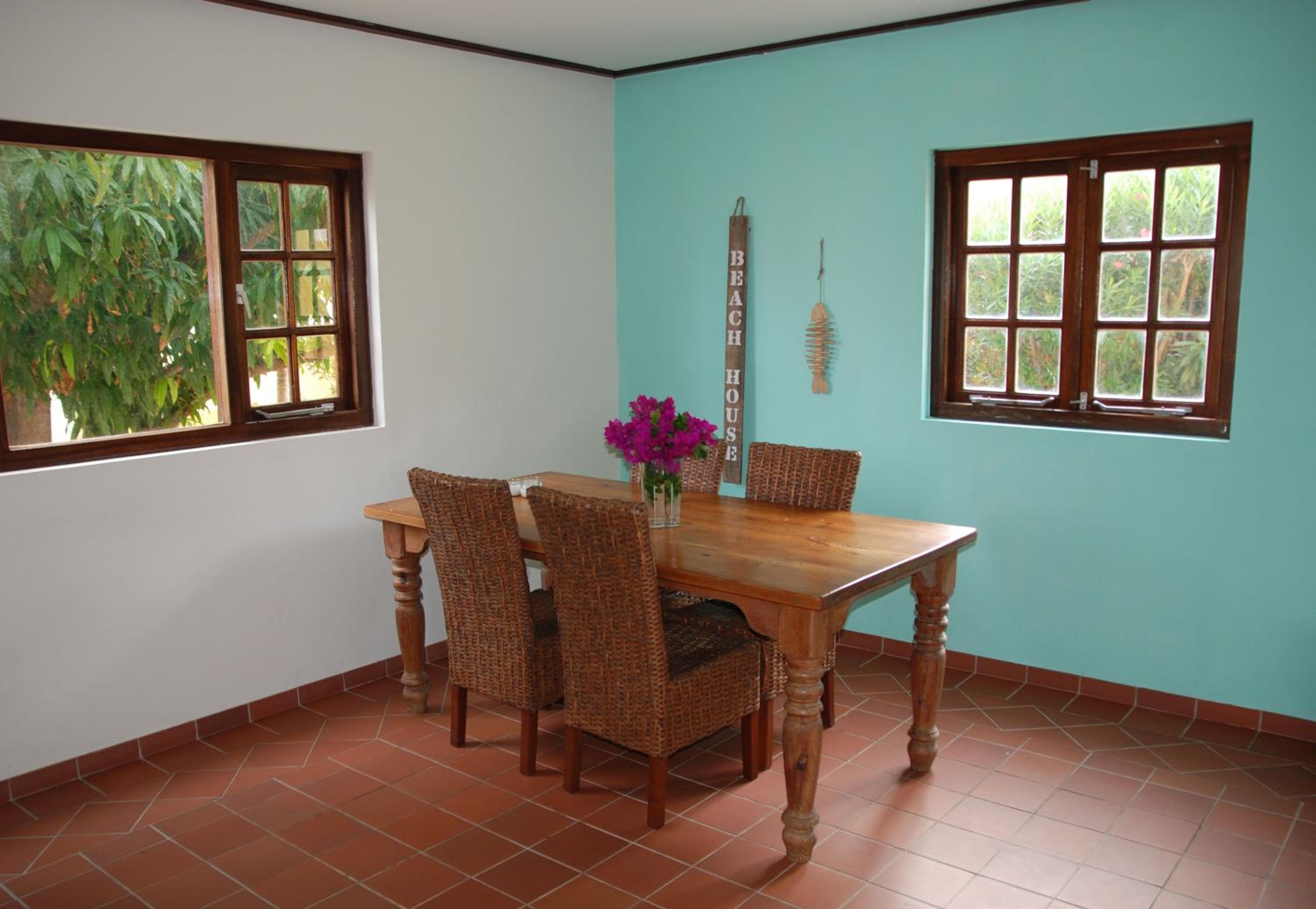 Mirador Apartments