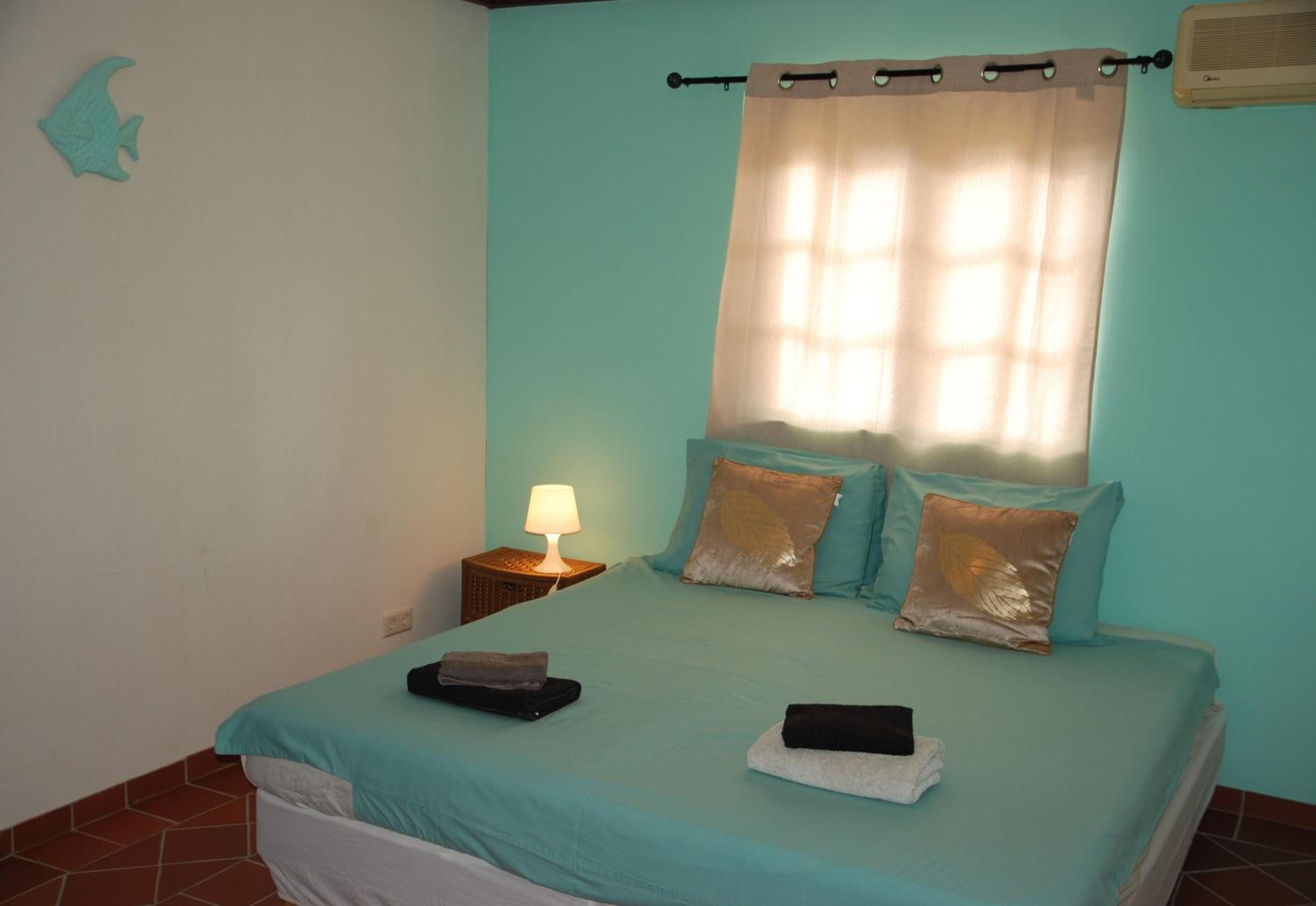 Mirador Apartments