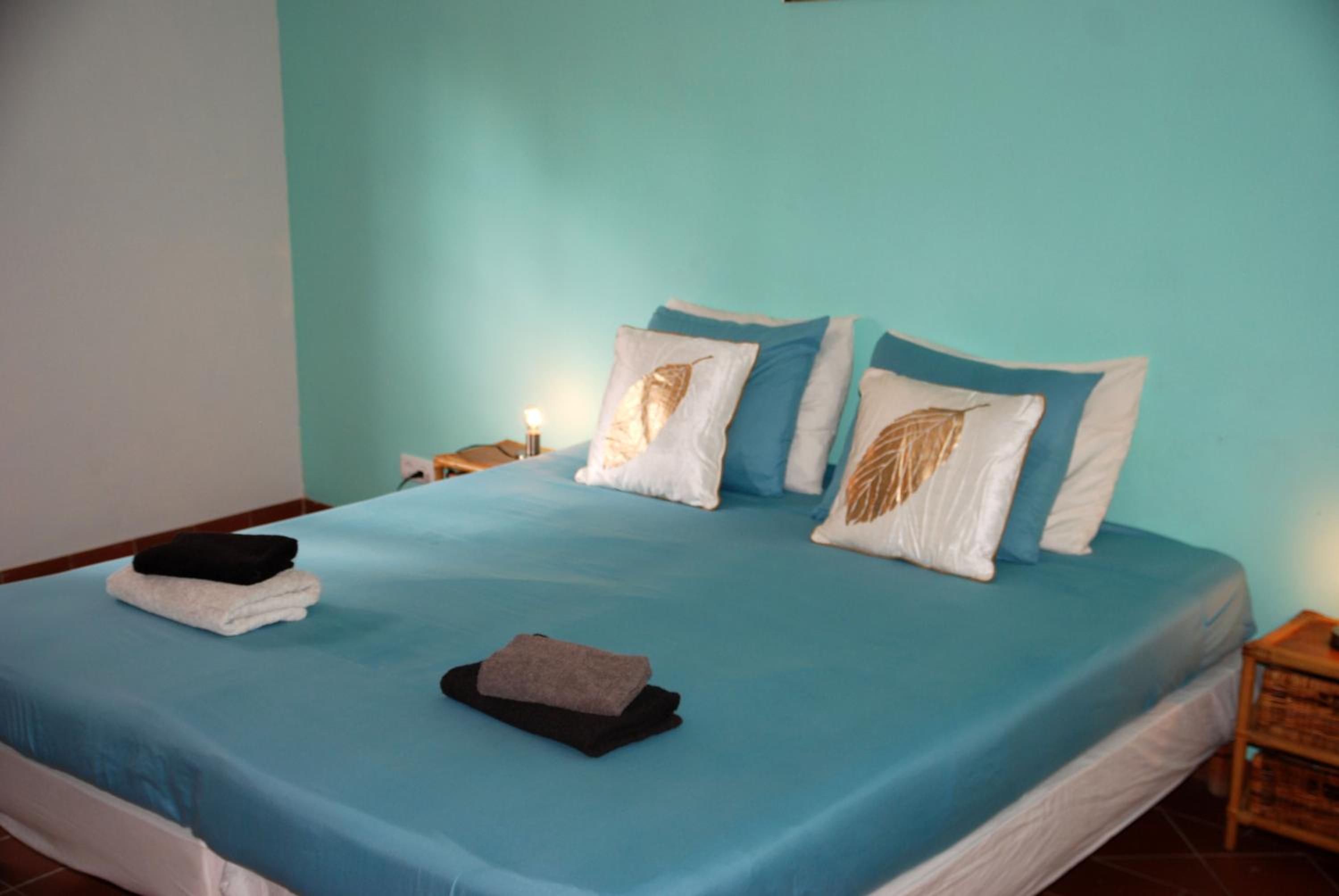 Mirador Apartments