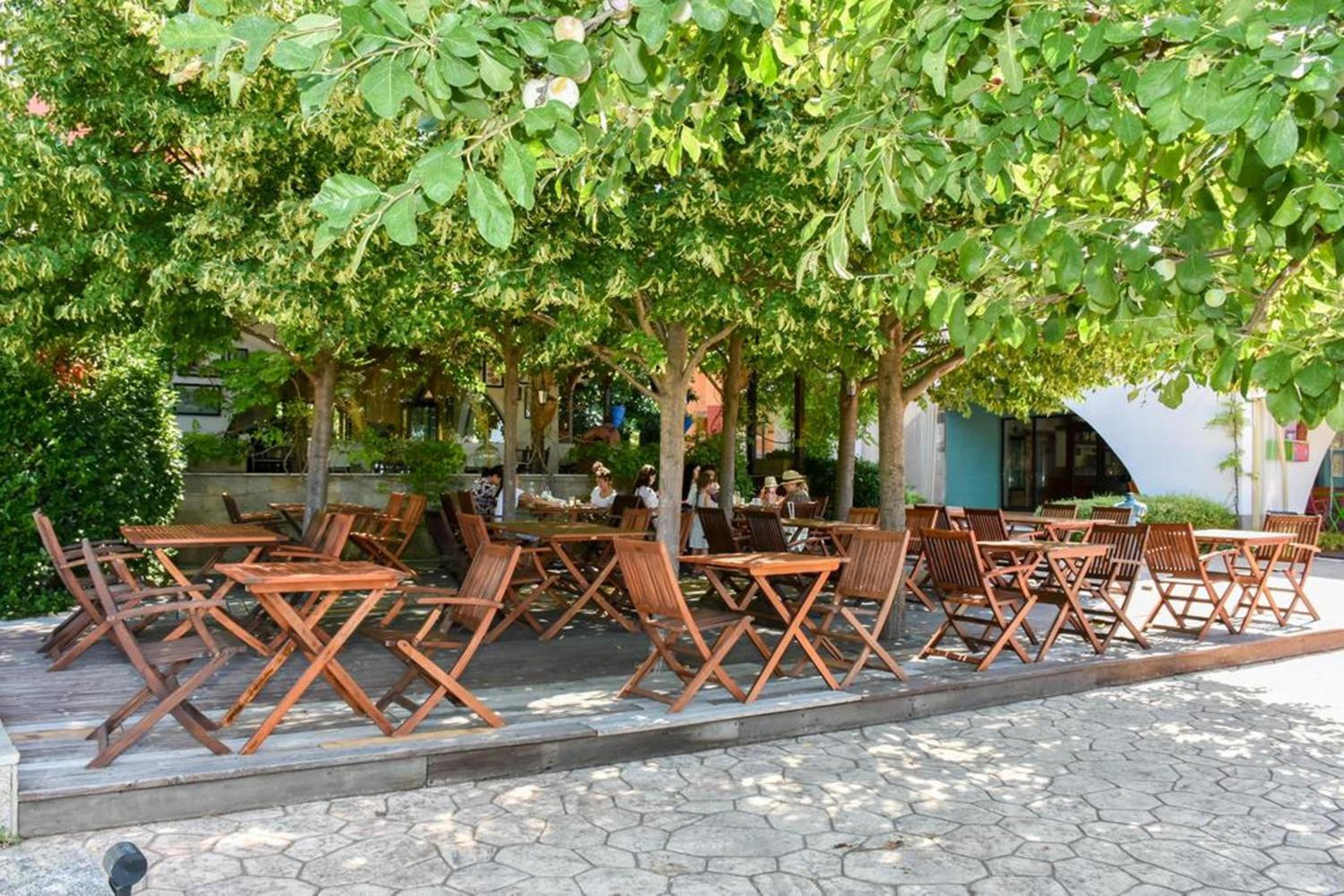 Visit Sunny Beach Marina Apartments