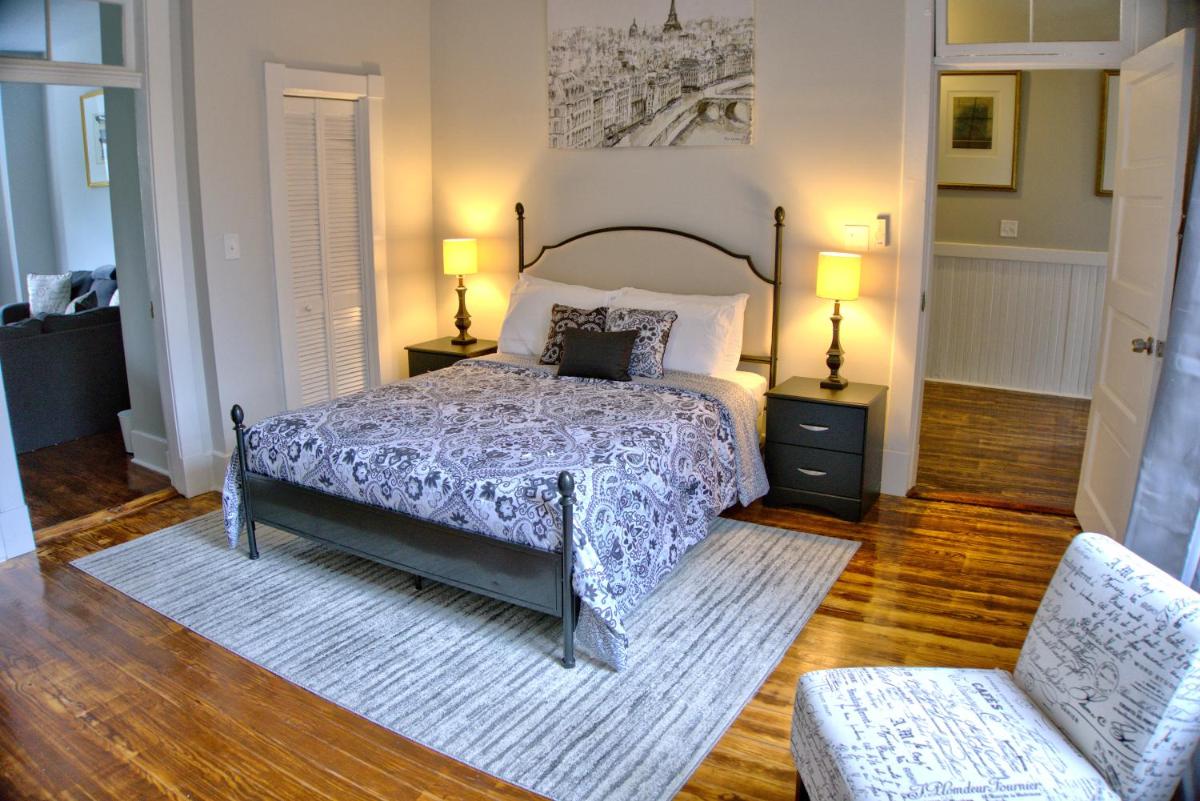 4 Bedroom Beauty in Historic Building view 4