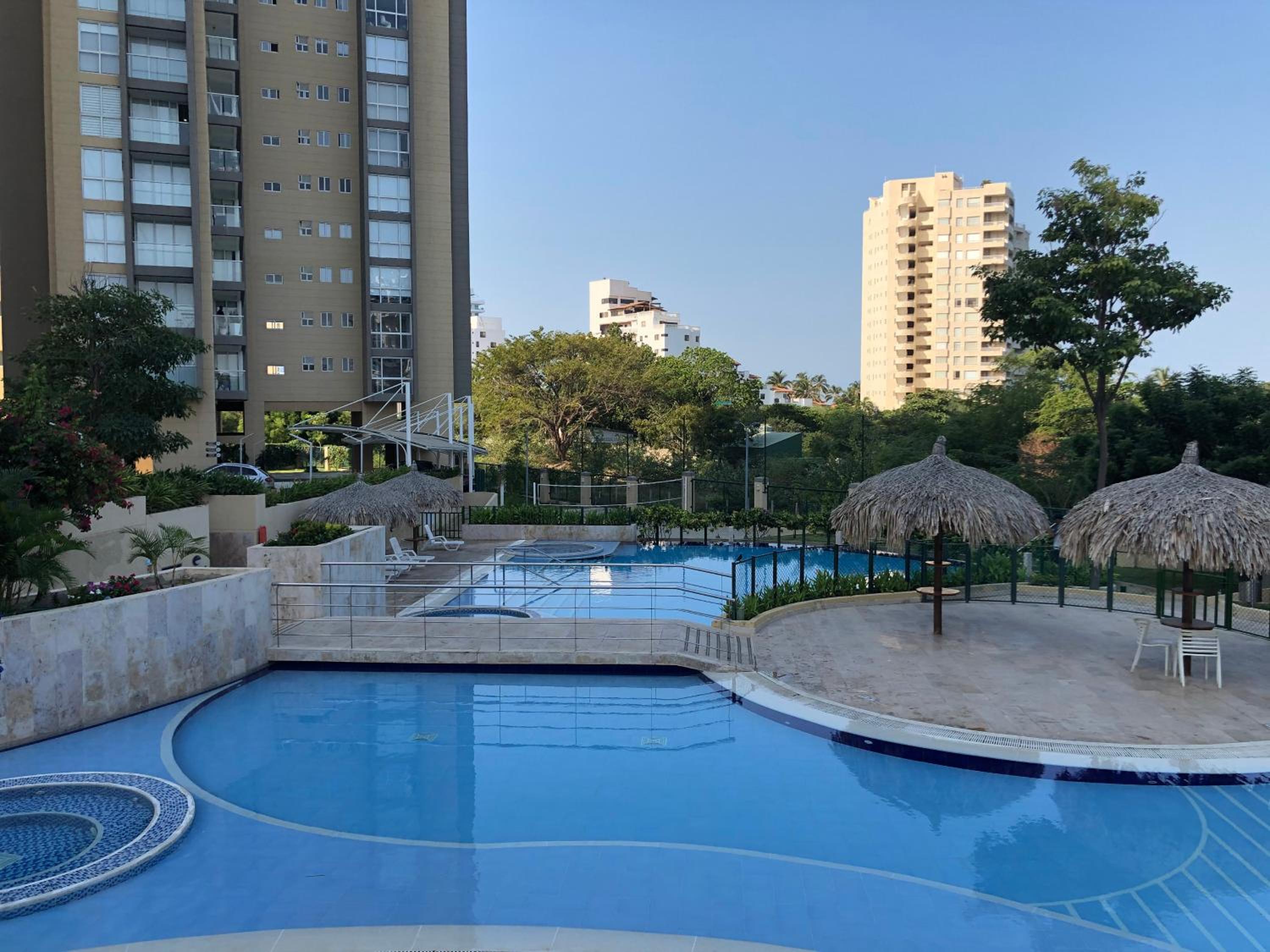 Acogedor con vista al mar en Condominio Zazue a 300 metros de la playa Bellohorizonte Santa Marta