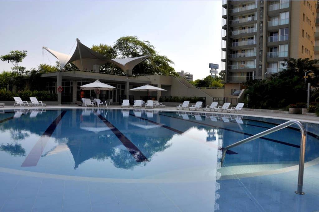 Acogedor con vista al mar en Condominio Zazue a 300 metros de la playa Bellohorizonte Santa Marta