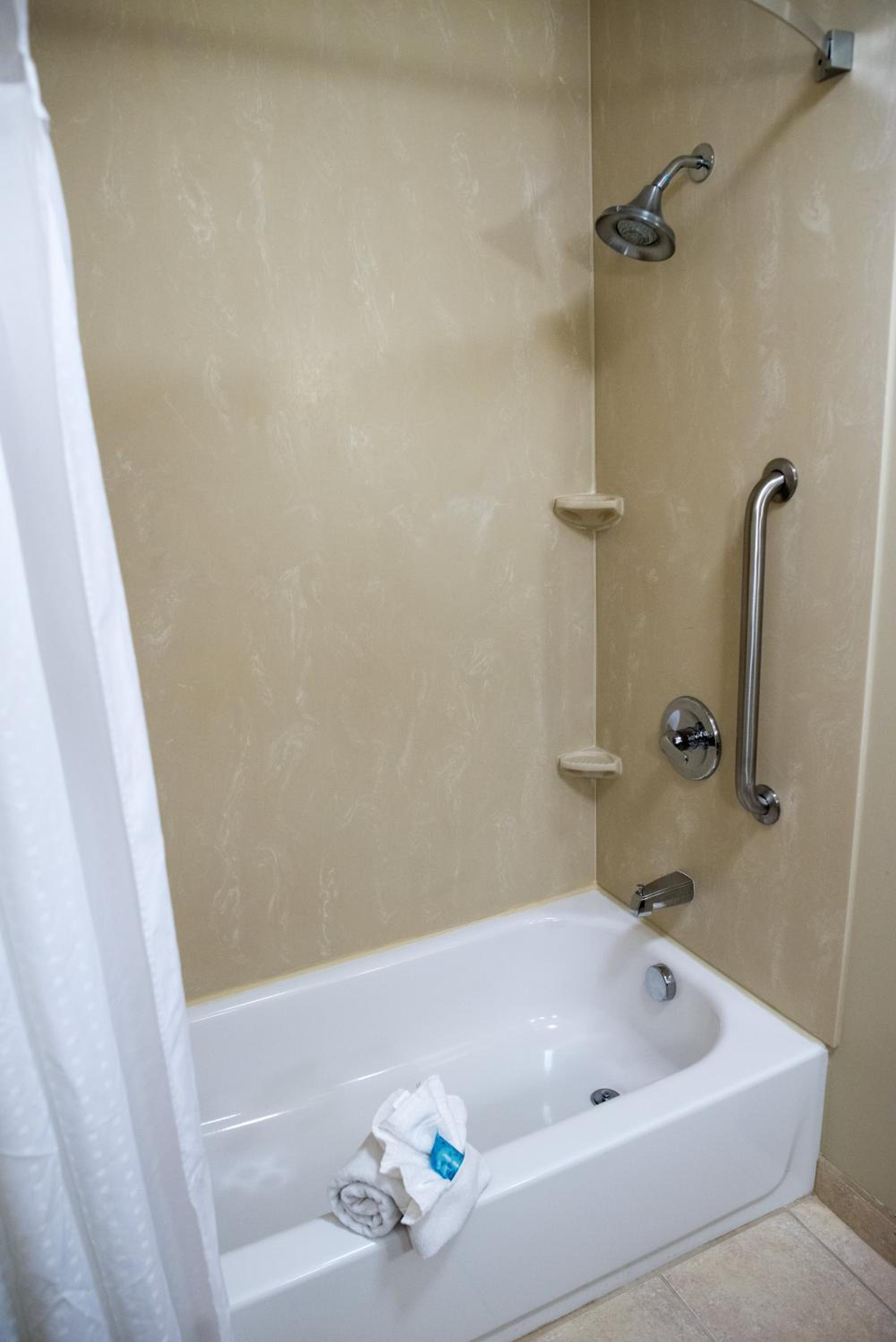 Holiday Inn Express - Albert Lea by IHG