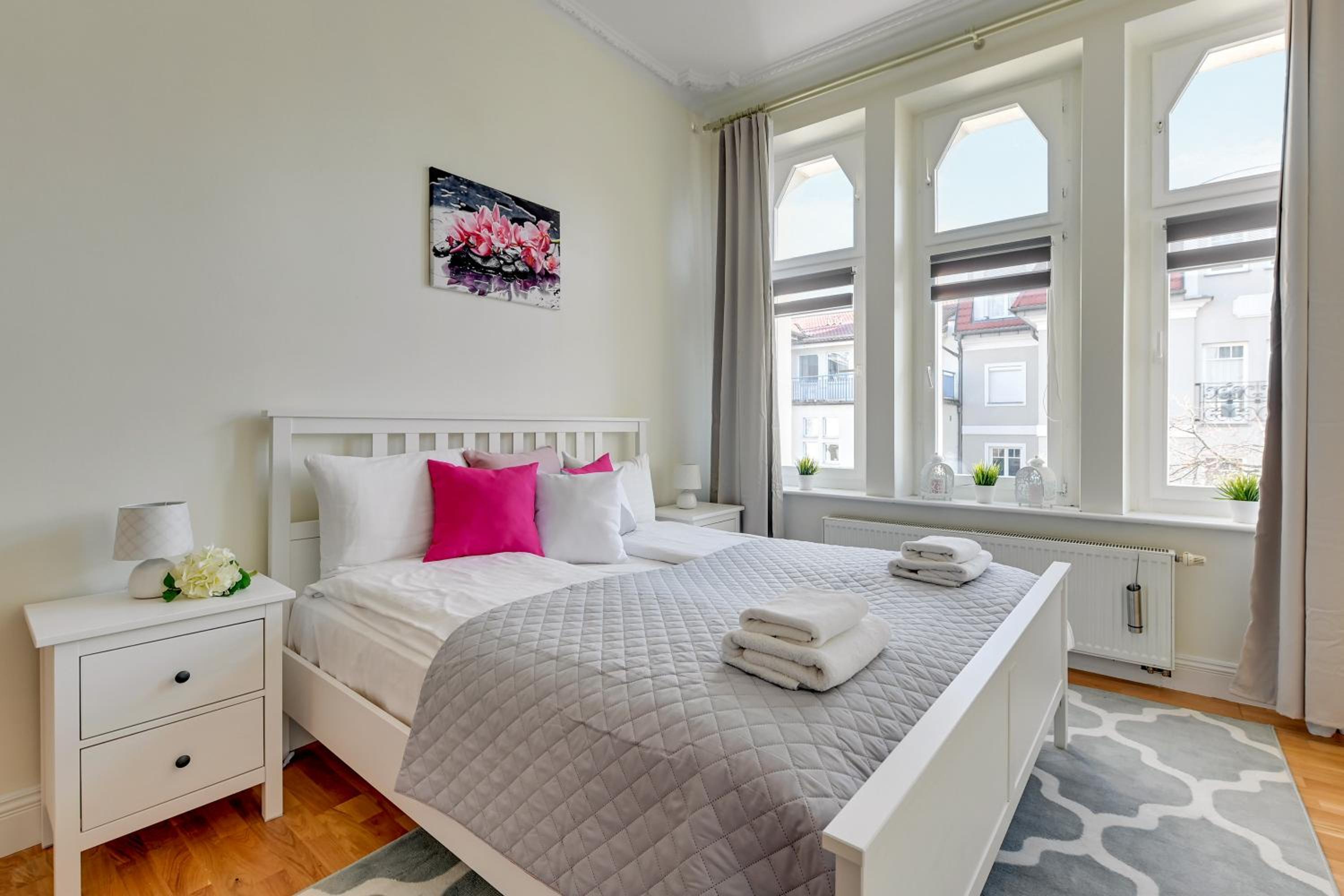 Palermo - Spacious Family Apartment 200 m from Sopot Beach by Lion Apartments