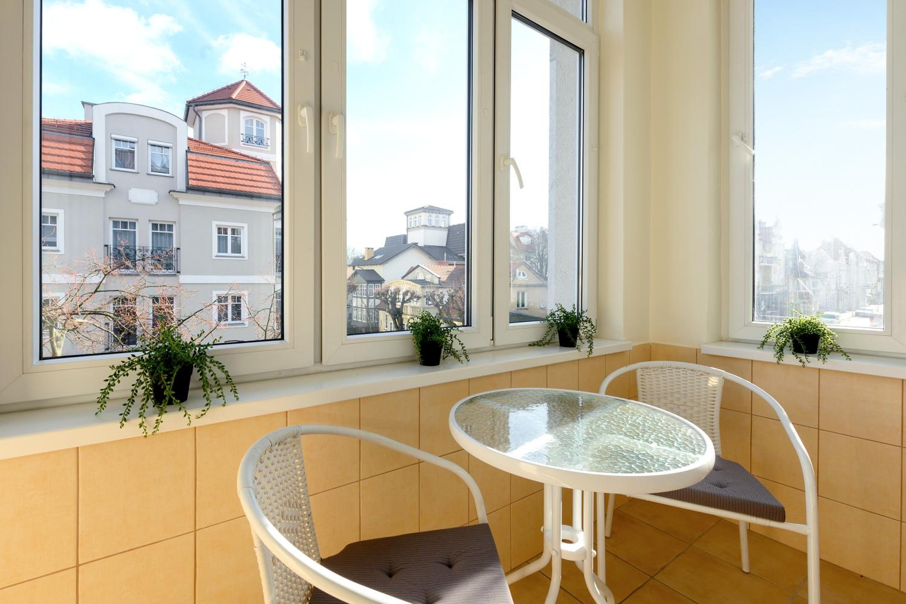 Palermo - Spacious Family Apartment 200 m from Sopot Beach by Lion Apartments
