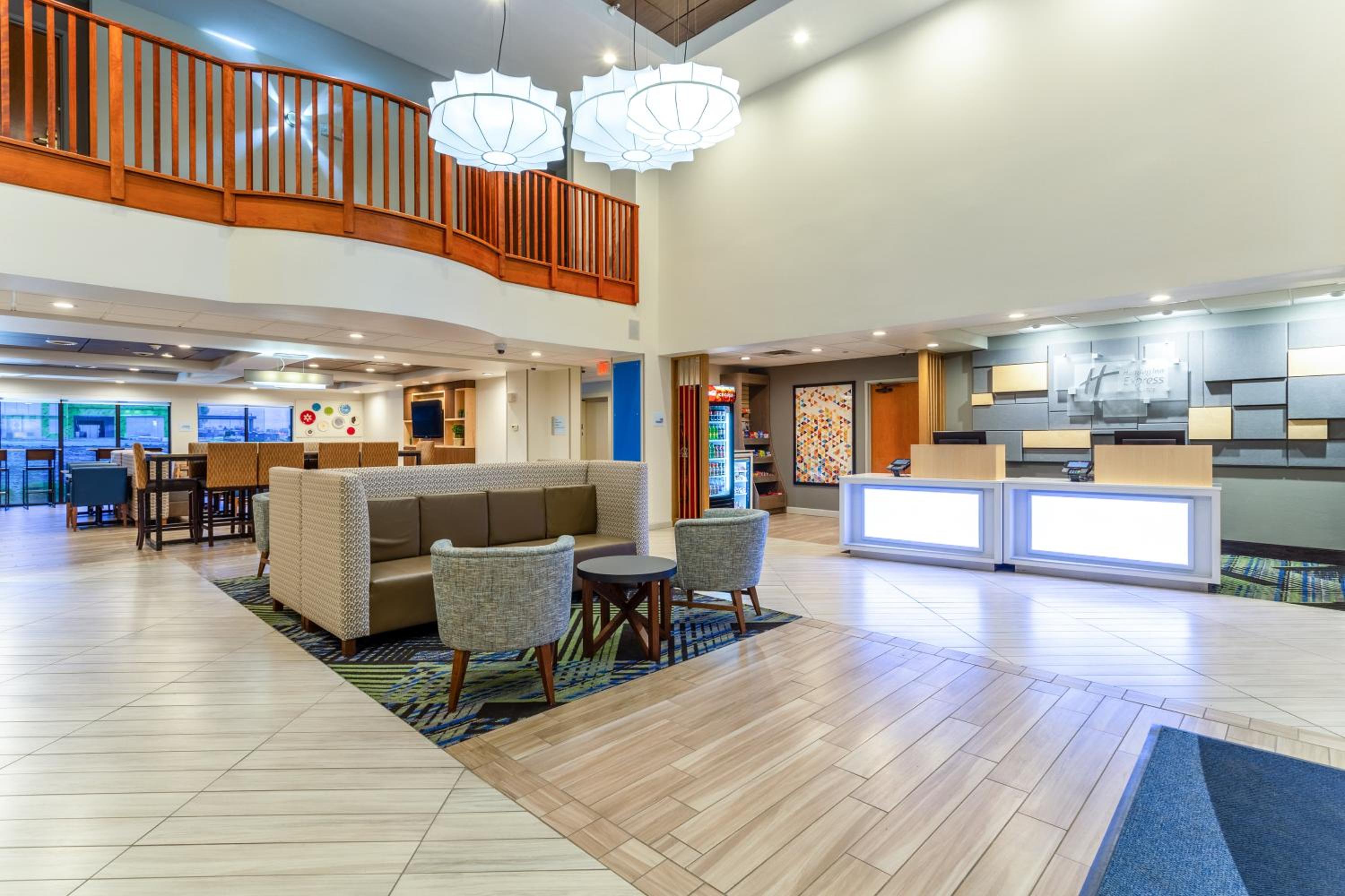 Holiday Inn Express & Suites Cedar Falls - Waterloo by IHG, Foto 32