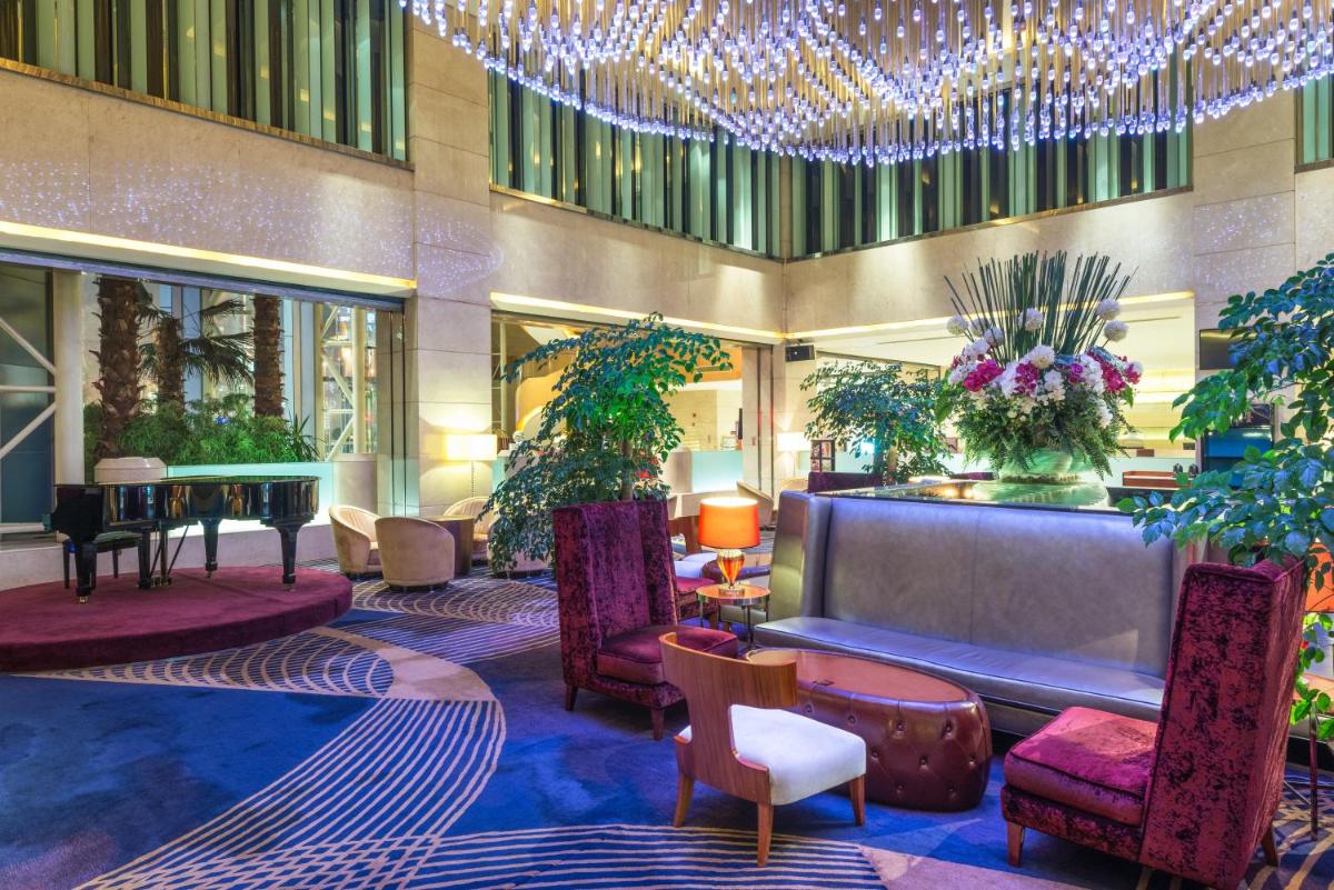 hotel reception