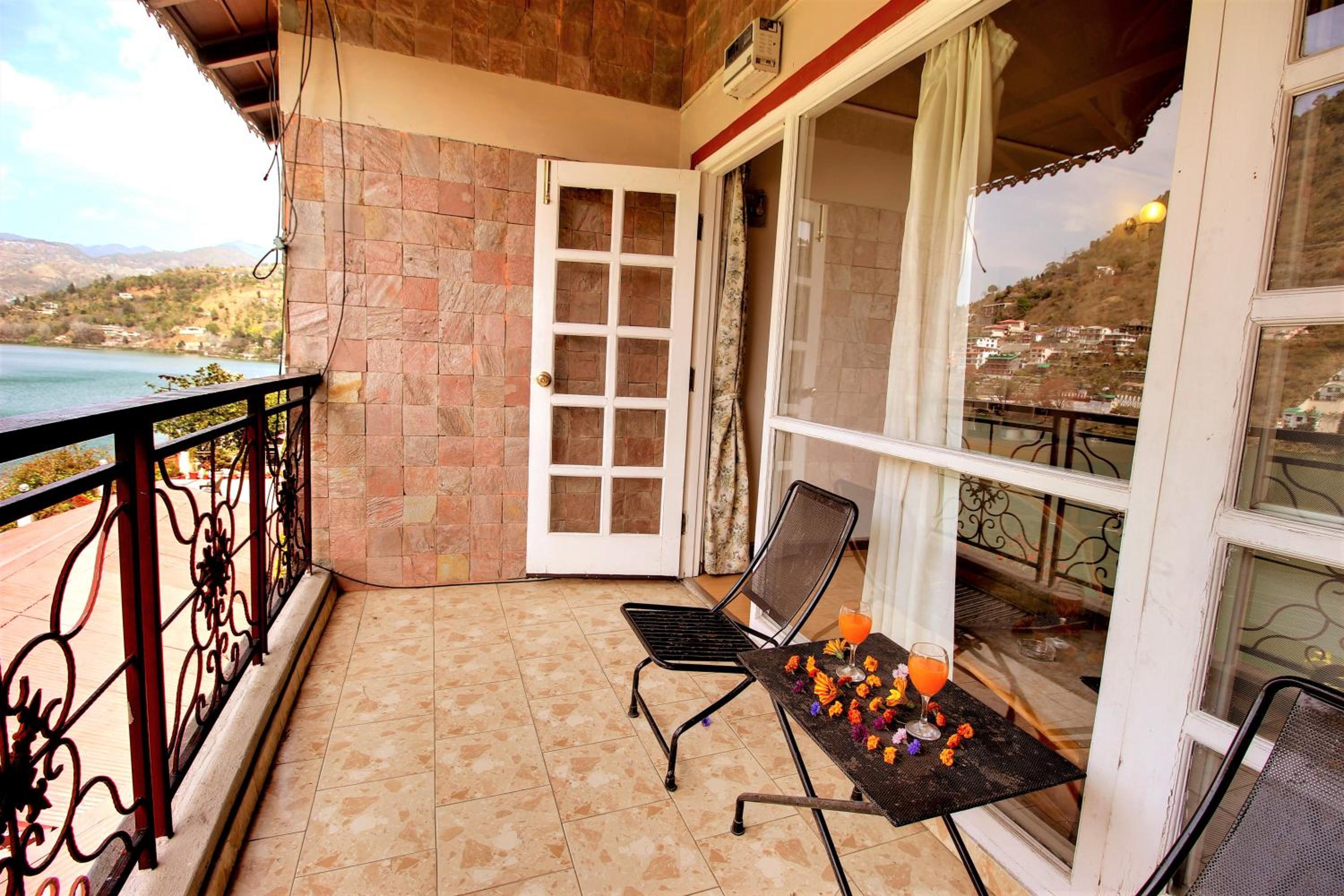 Neelesh Inn - Luxury Lake View Resort with Swimming Pool on Bhimtal Lake