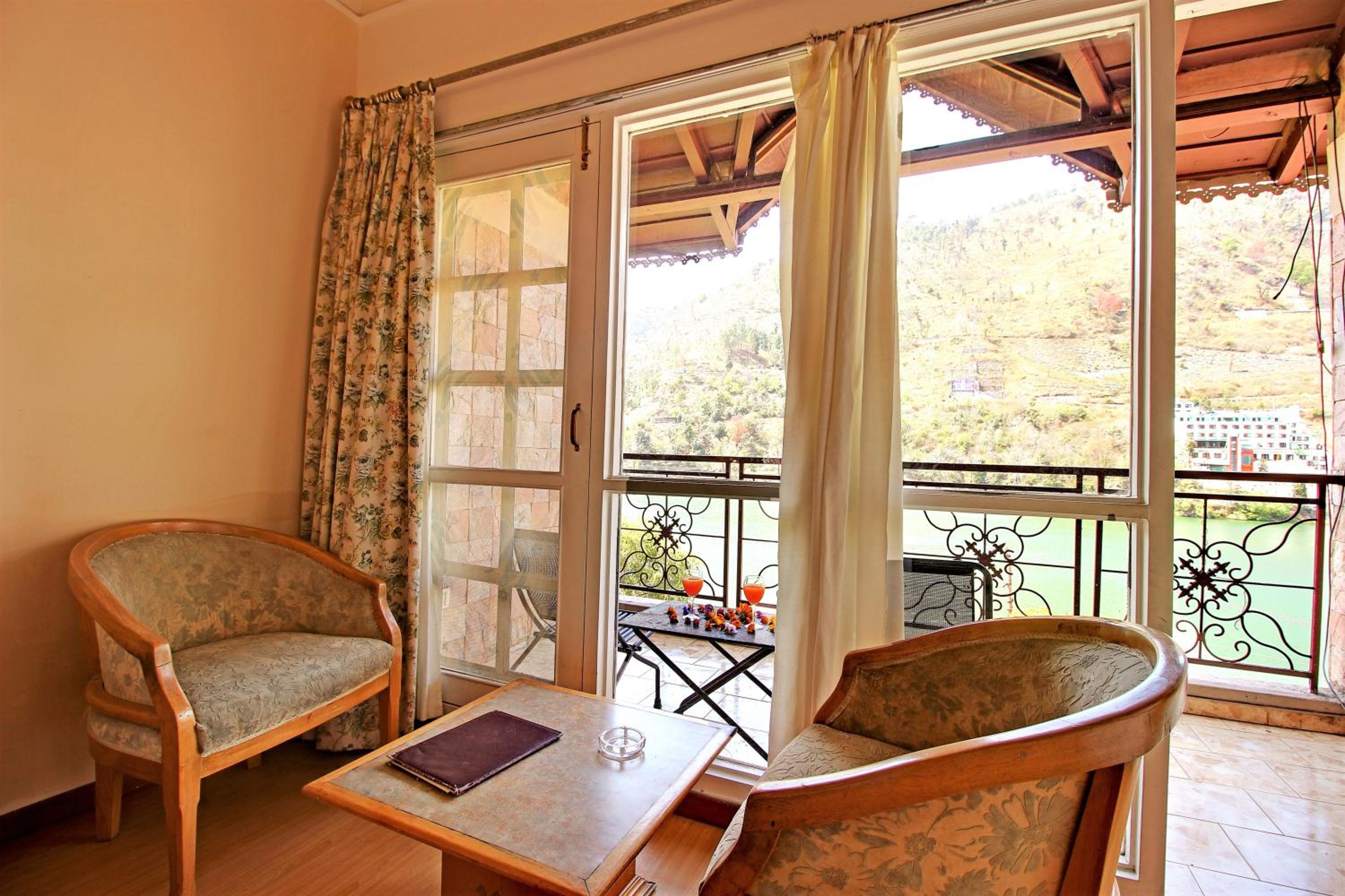 Neelesh Inn - Luxury Lake View Resort with Swimming Pool on Bhimtal Lake