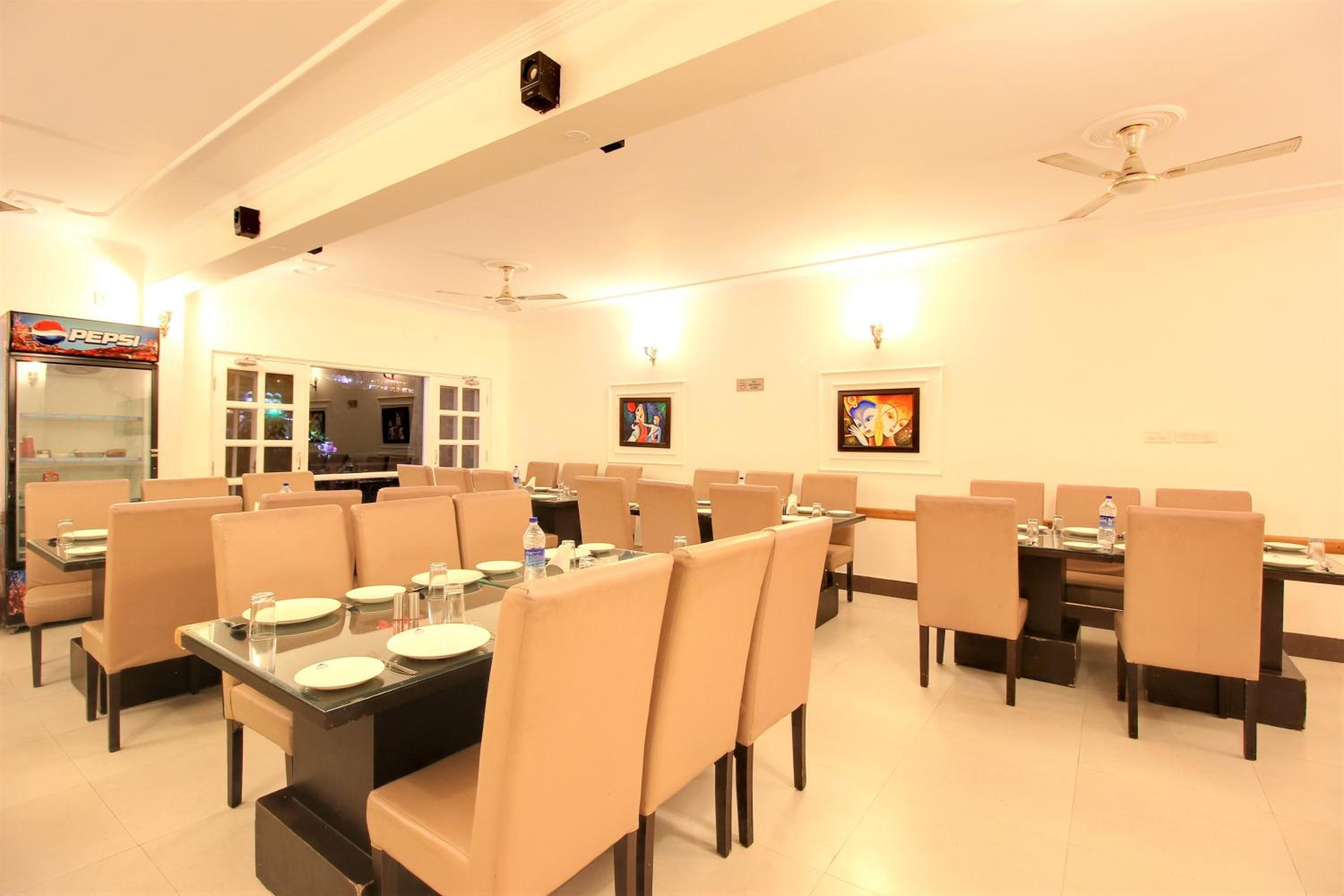 Neelesh Inn - Luxury Lake View Resort with Swimming Pool on Bhimtal Lake