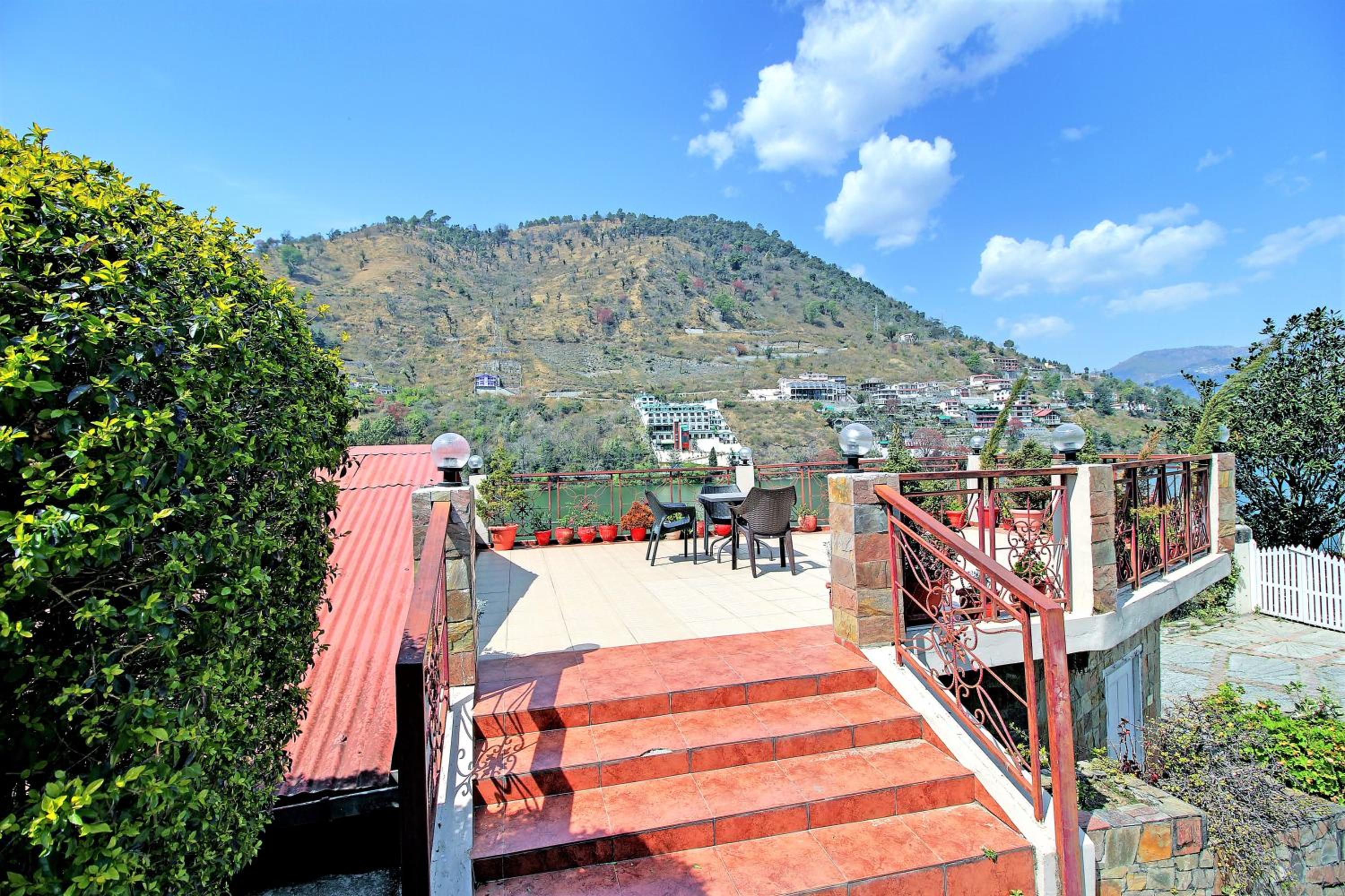 Neelesh Inn - Luxury Lake View Resort with Swimming Pool on Bhimtal Lake