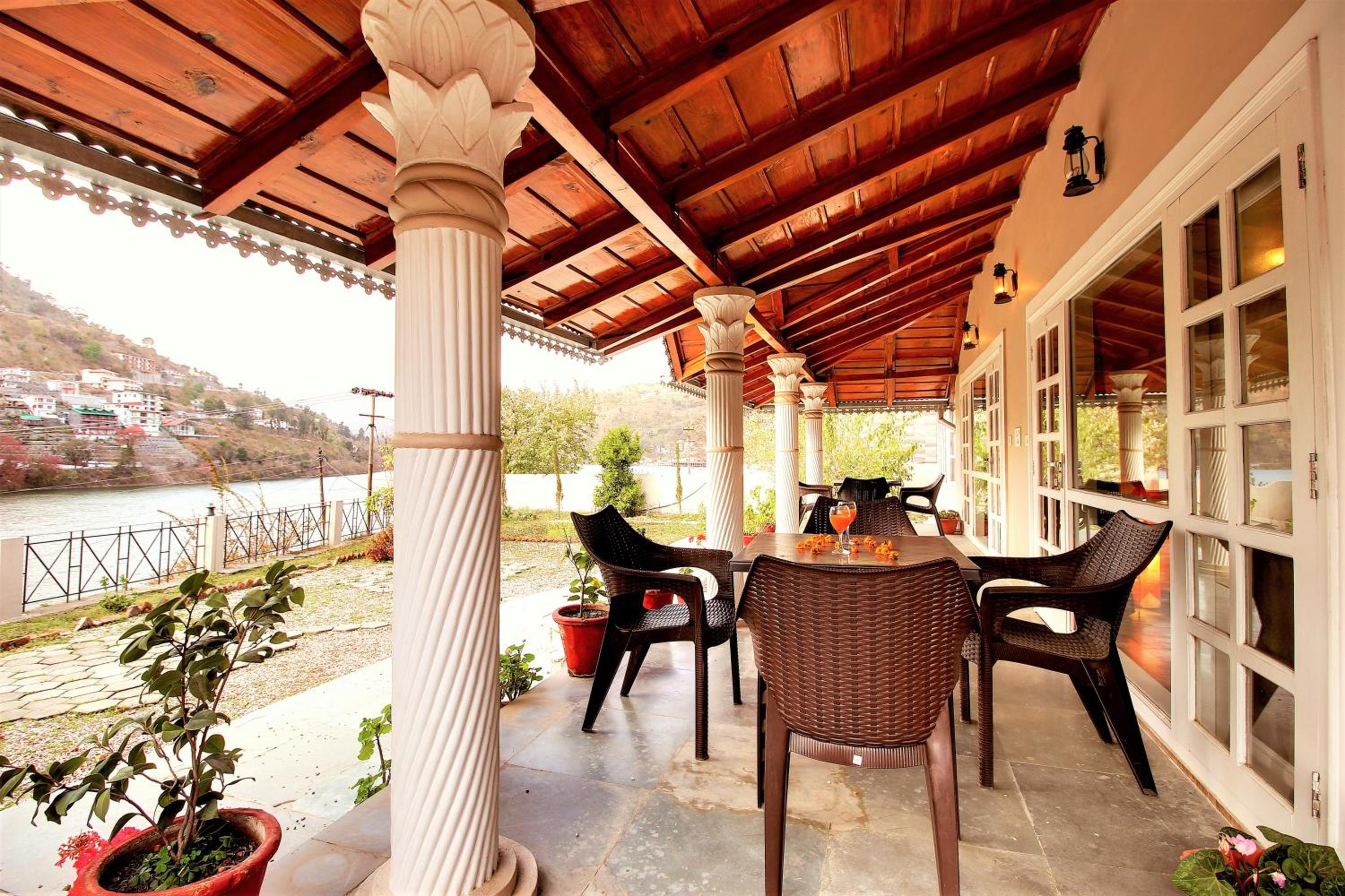 Neelesh Inn - Luxury Lake View Resort with Swimming Pool on Bhimtal Lake