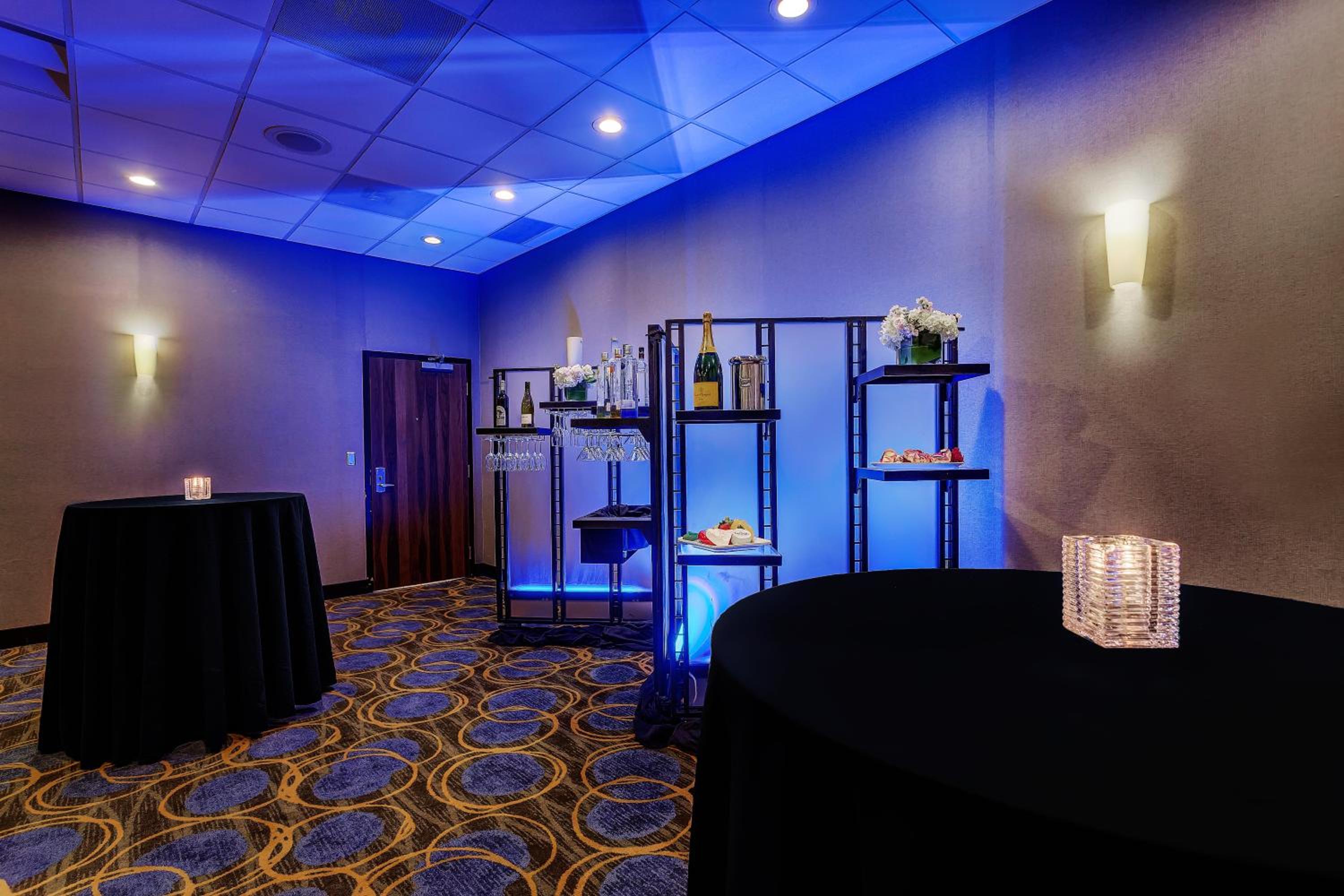 Crowne Plaza Hotel Foster City-San Mateo, an IHG Hotel - Property Image 10