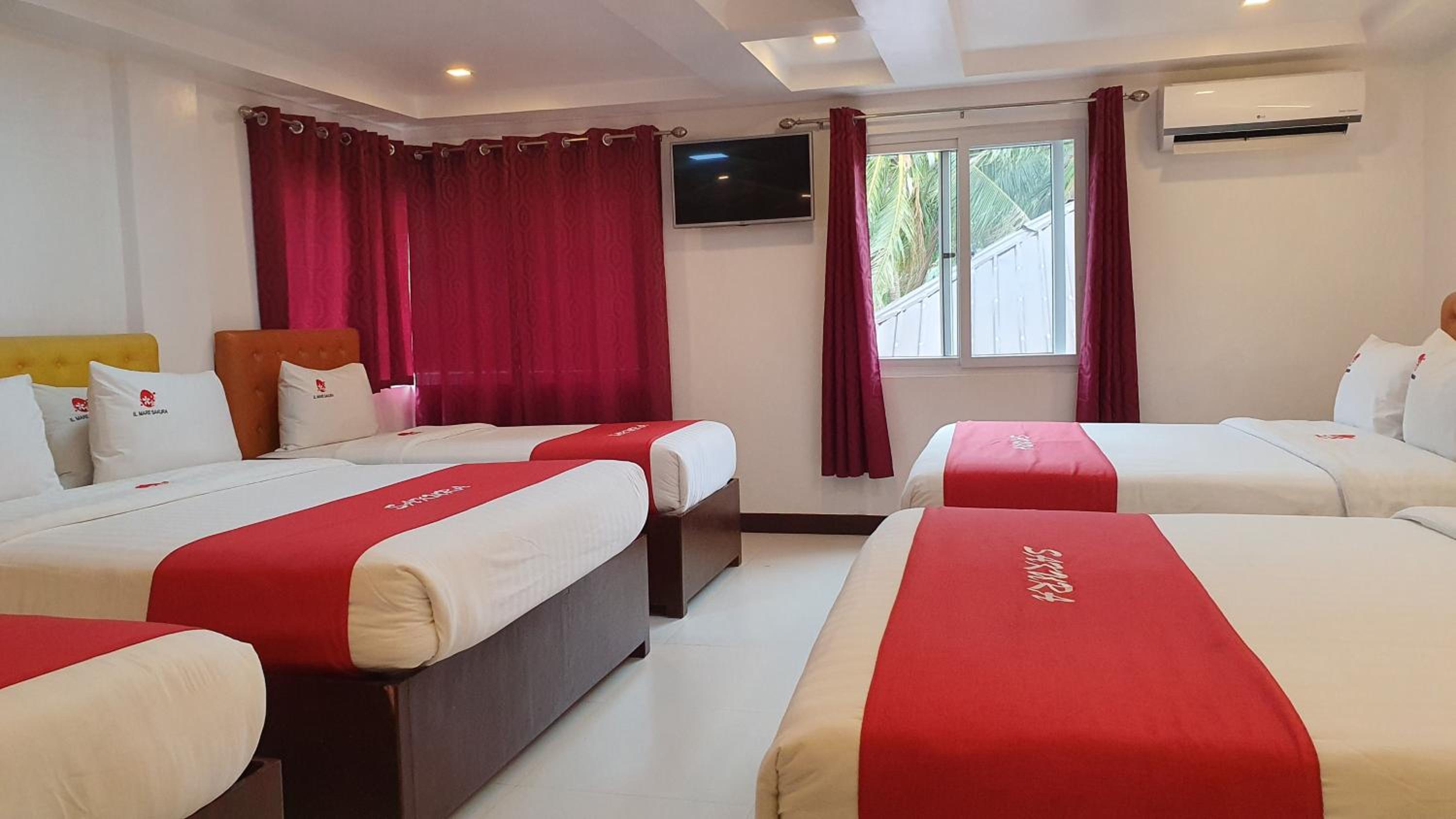 IL Mare Sakura Resort Boracay