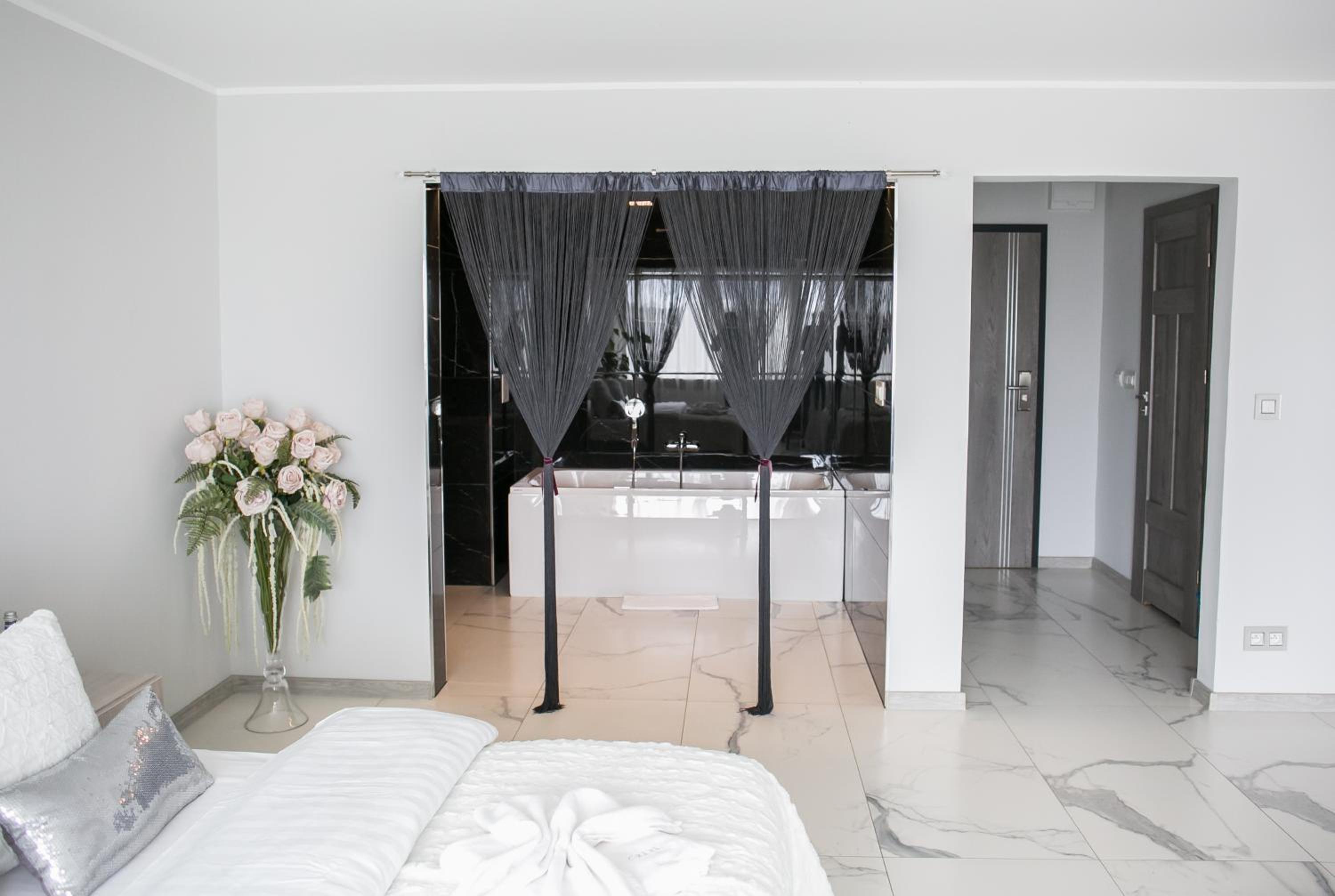 Hotel Greys Polonia view 5