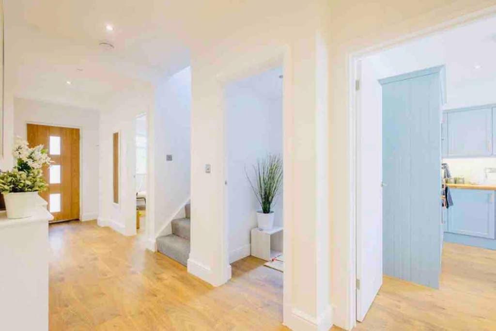 Gorgeous Luxury Chalet, New Forest & Coast & view 2