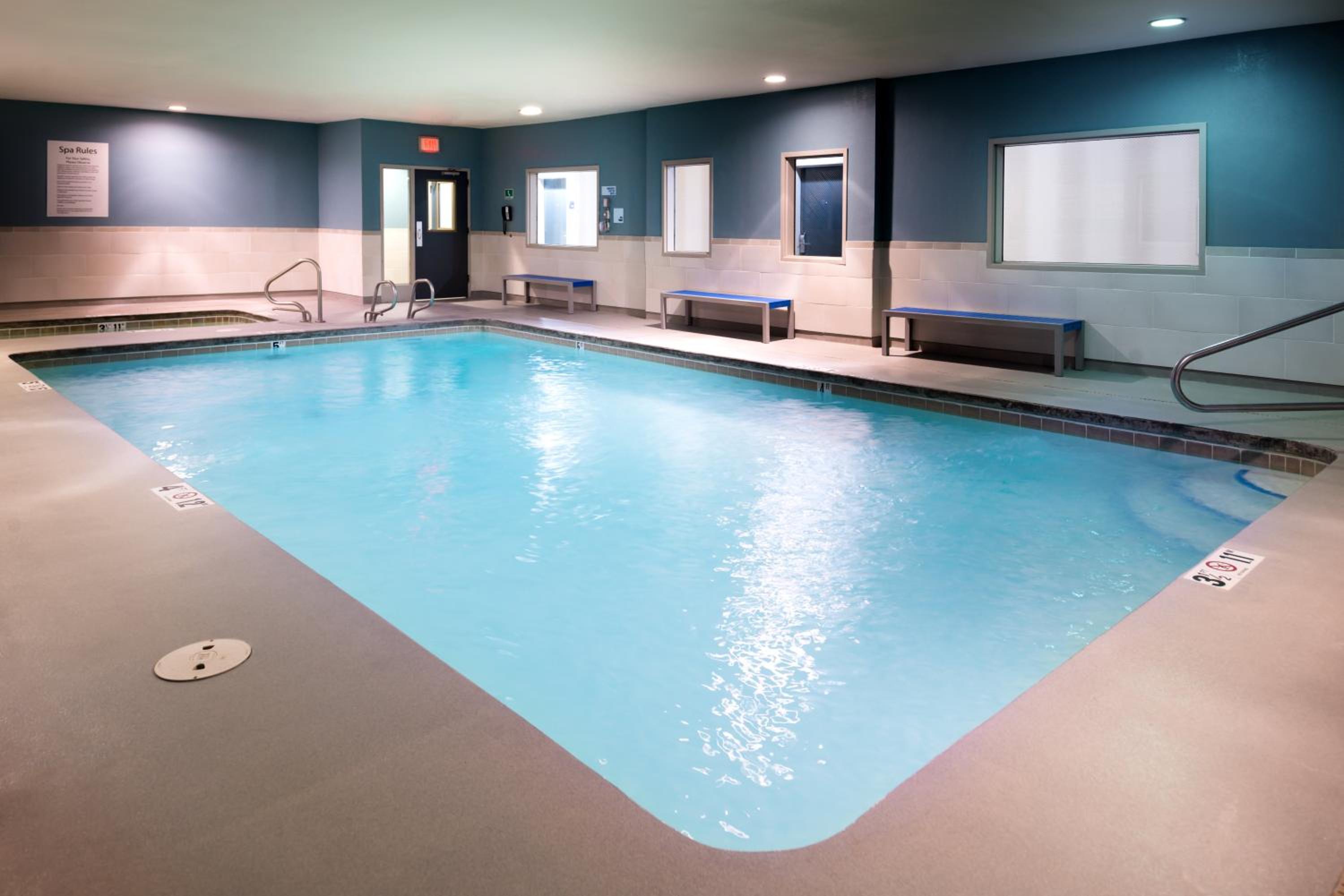 Alamogordo Vacations - Holiday Inn Express  Suites Alamogordo Highway 54/70, an IHG Hotel - Property Image 3
