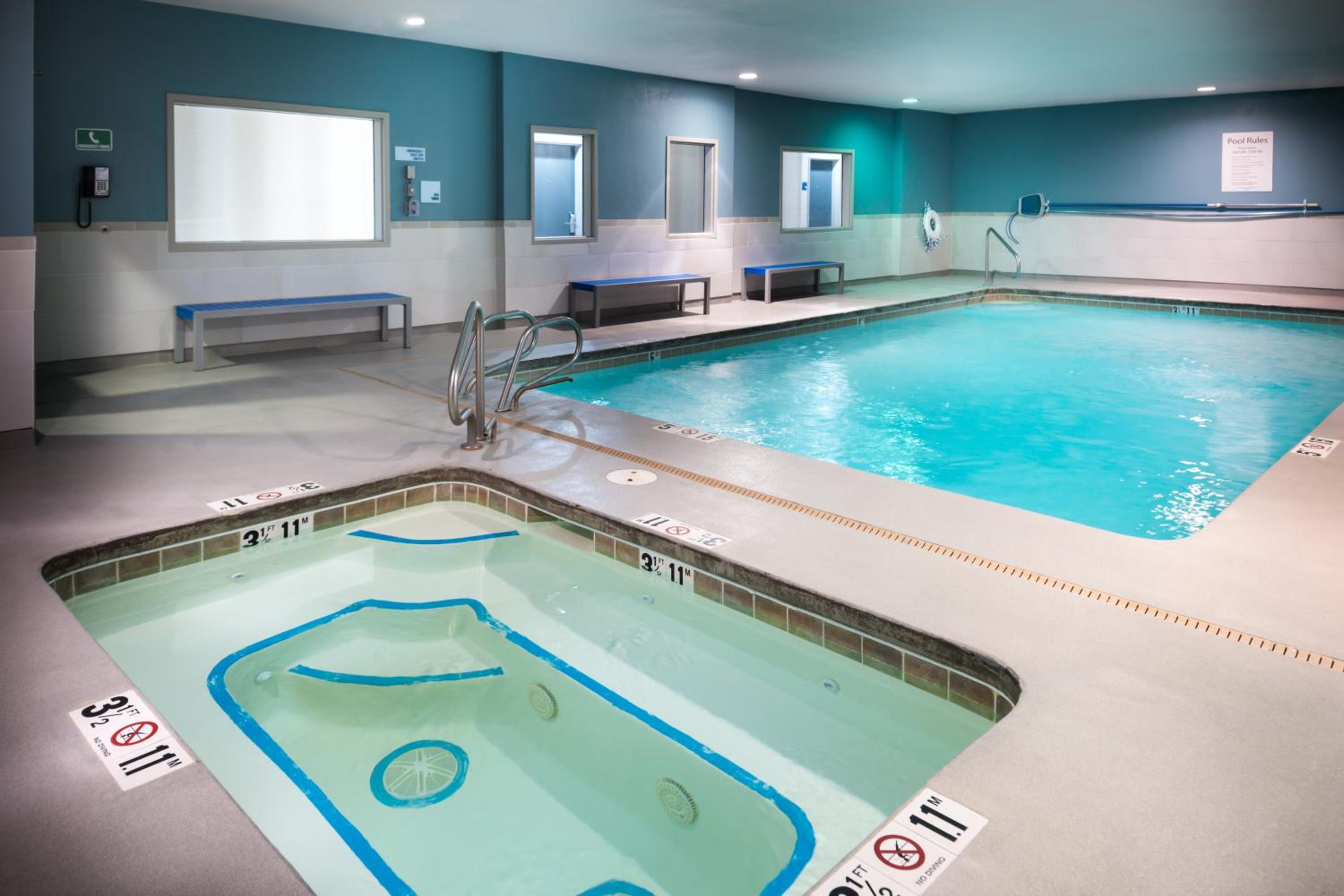 Alamogordo Vacations - Holiday Inn Express  Suites Alamogordo Highway 54/70, an IHG Hotel - Property Image 5