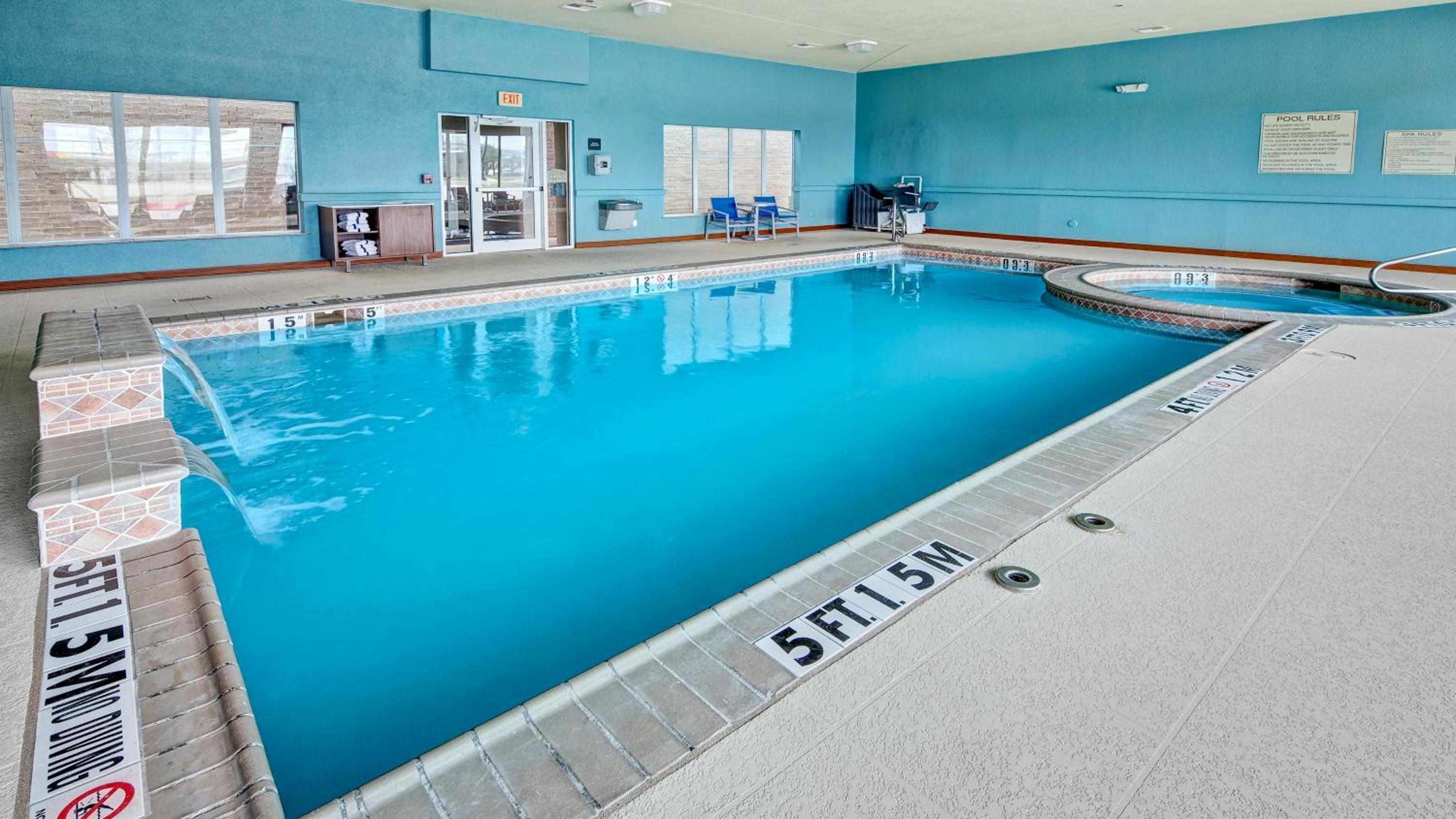 Corsicana Vacations - Holiday Inn Express Hotel and Suites Corsicana I-45, an IHG Hotel - Property Image 22
