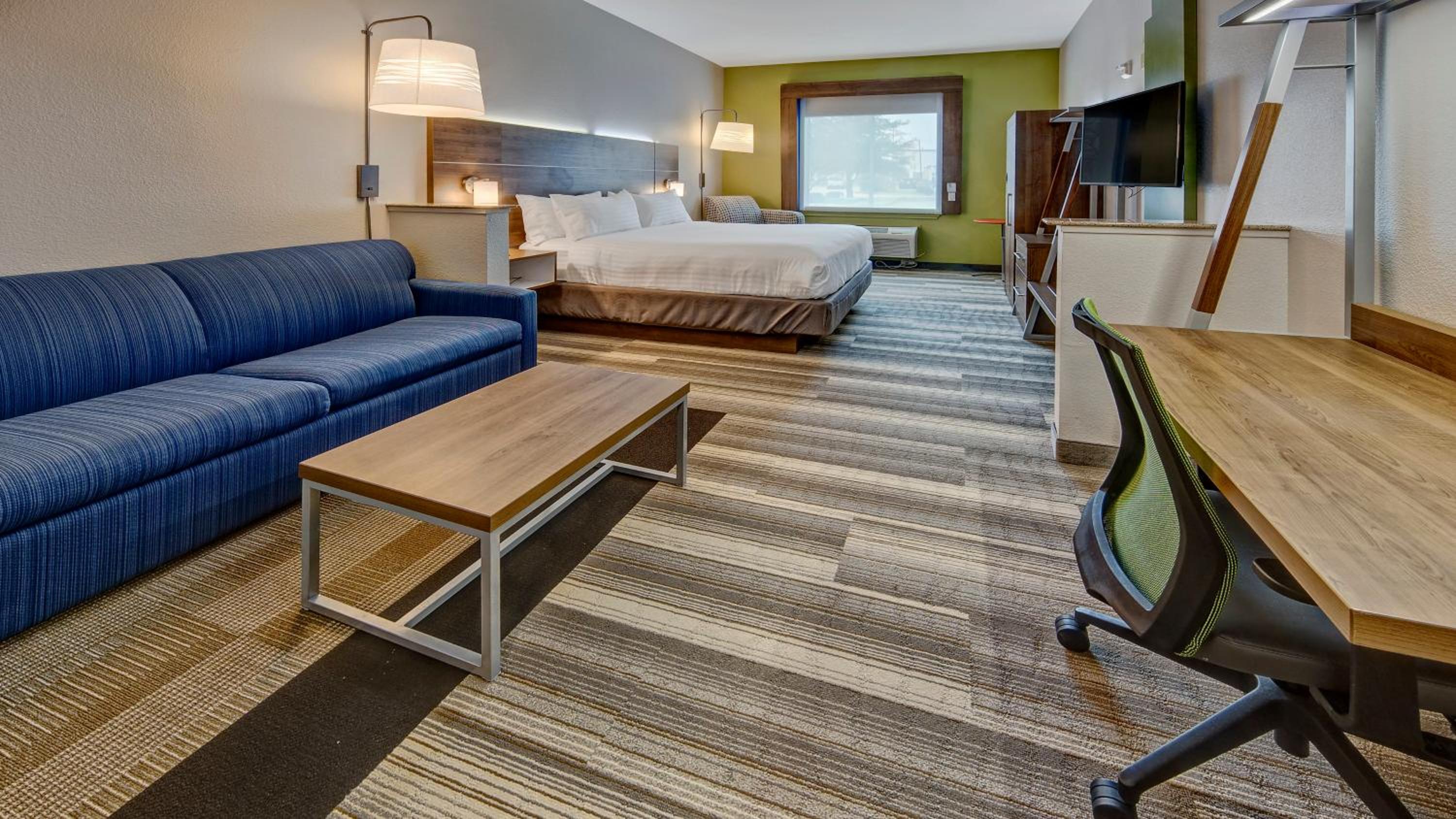 Corsicana Vacations - Holiday Inn Express Hotel and Suites Corsicana I-45, an IHG Hotel - Property Image 32