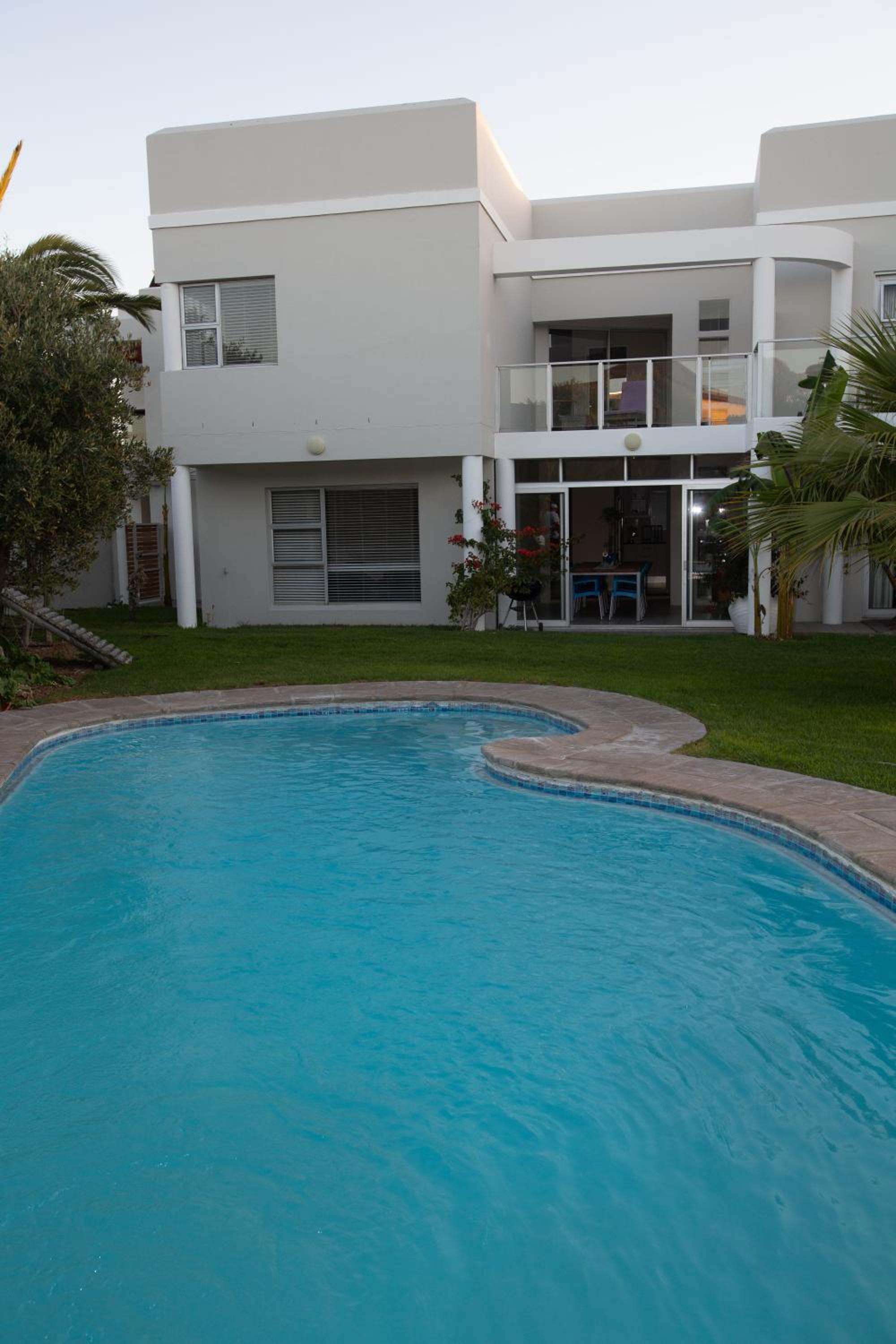 Lamabeach city farm view 5