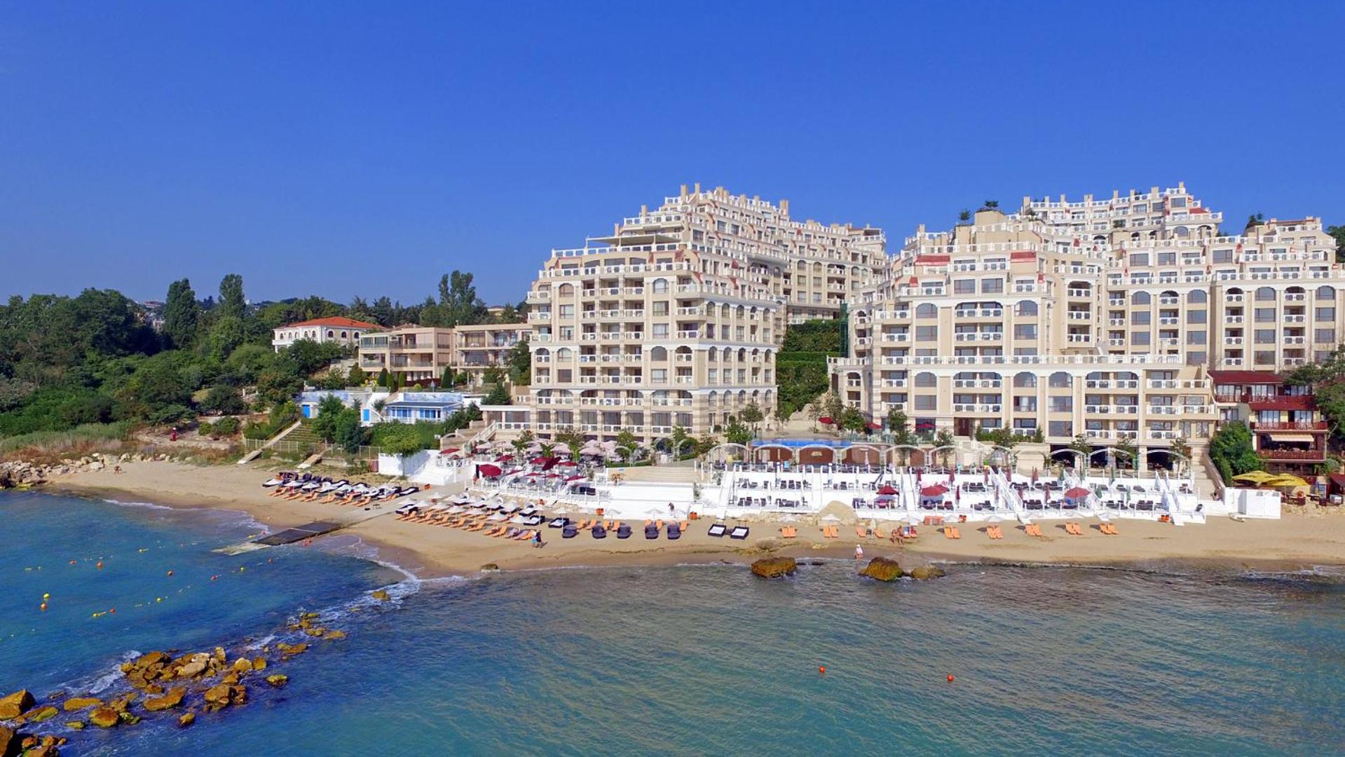 La Mer Penthouse