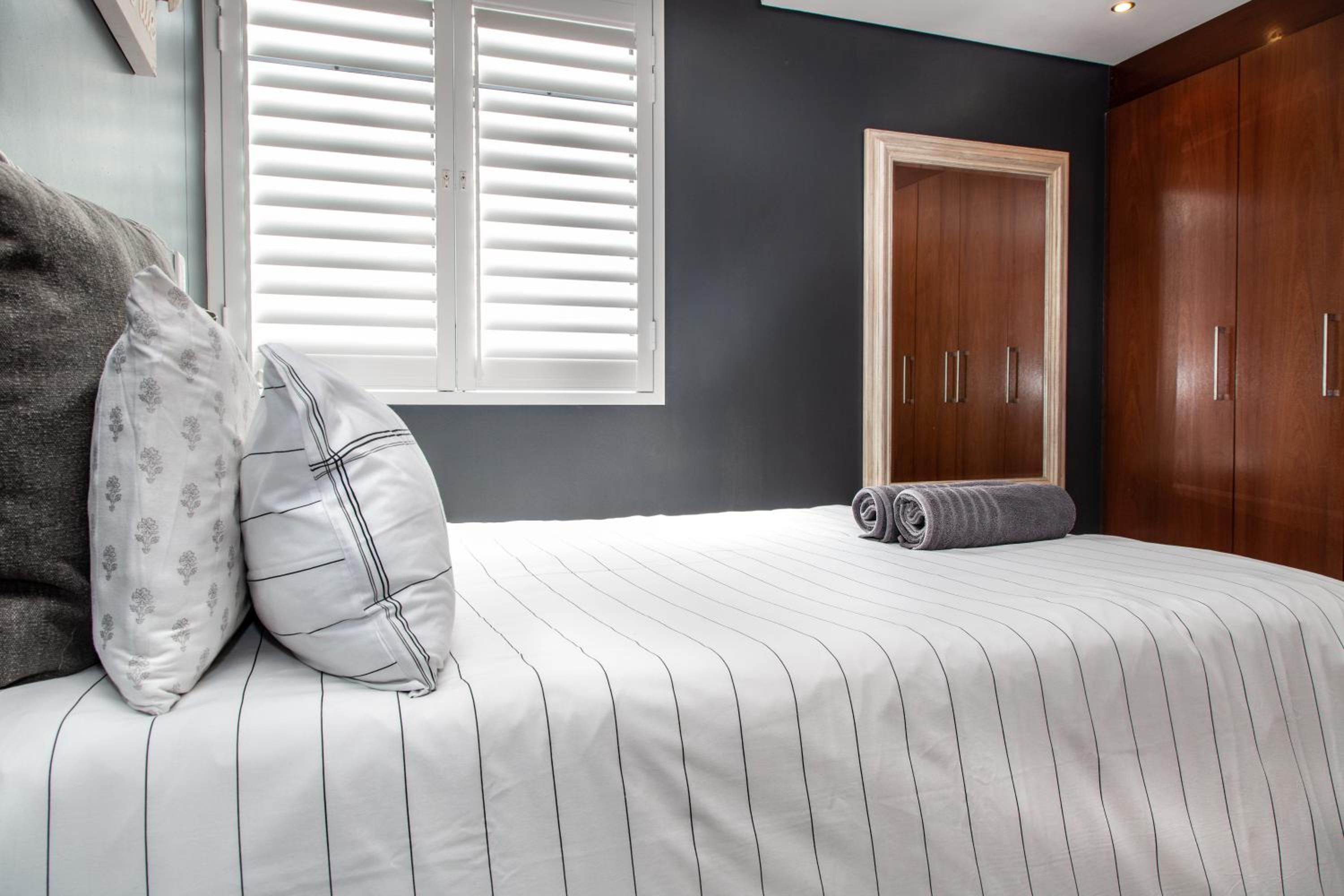 Modern Beachfront 2 Bed Apartment 144 Eden on the Bay, Blouberg, Cape Town view 5