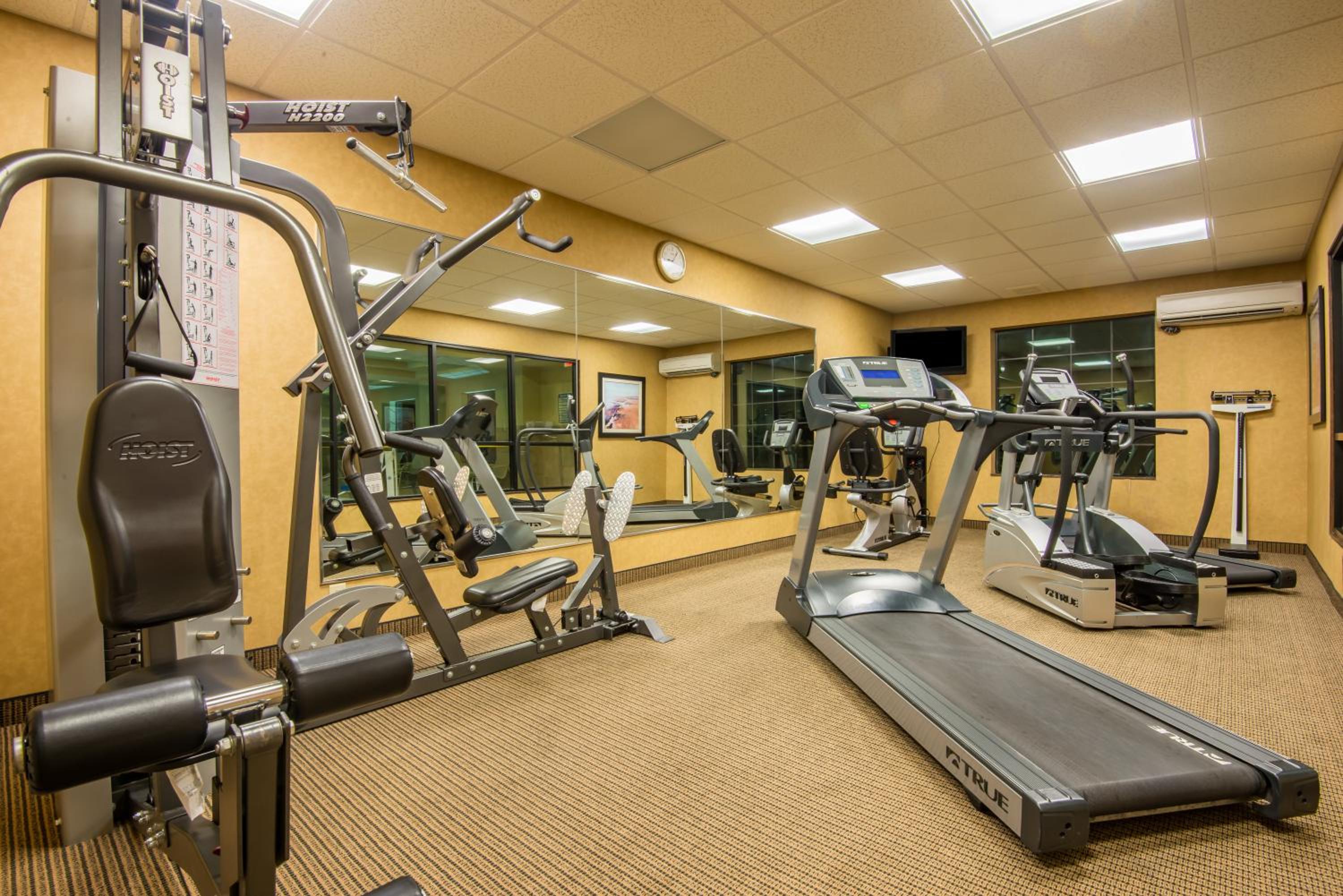 Clovis Vacations - Holiday Inn Express  Suites Clovis, an IHG Hotel - Property Image 32