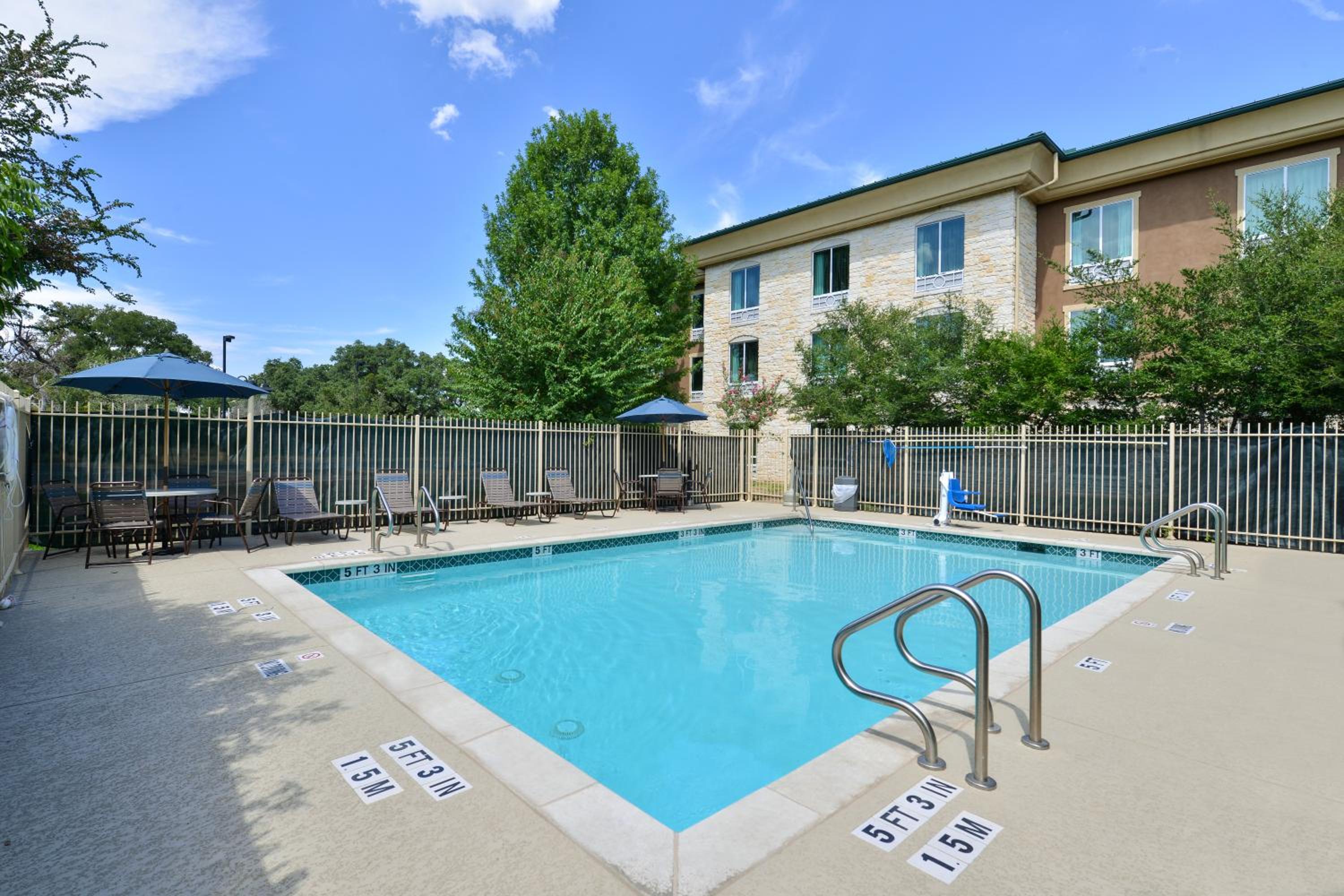 Holiday Inn Express Suites Austin SW - Sunset Valley, and IHG Hotel - Property Image 43
