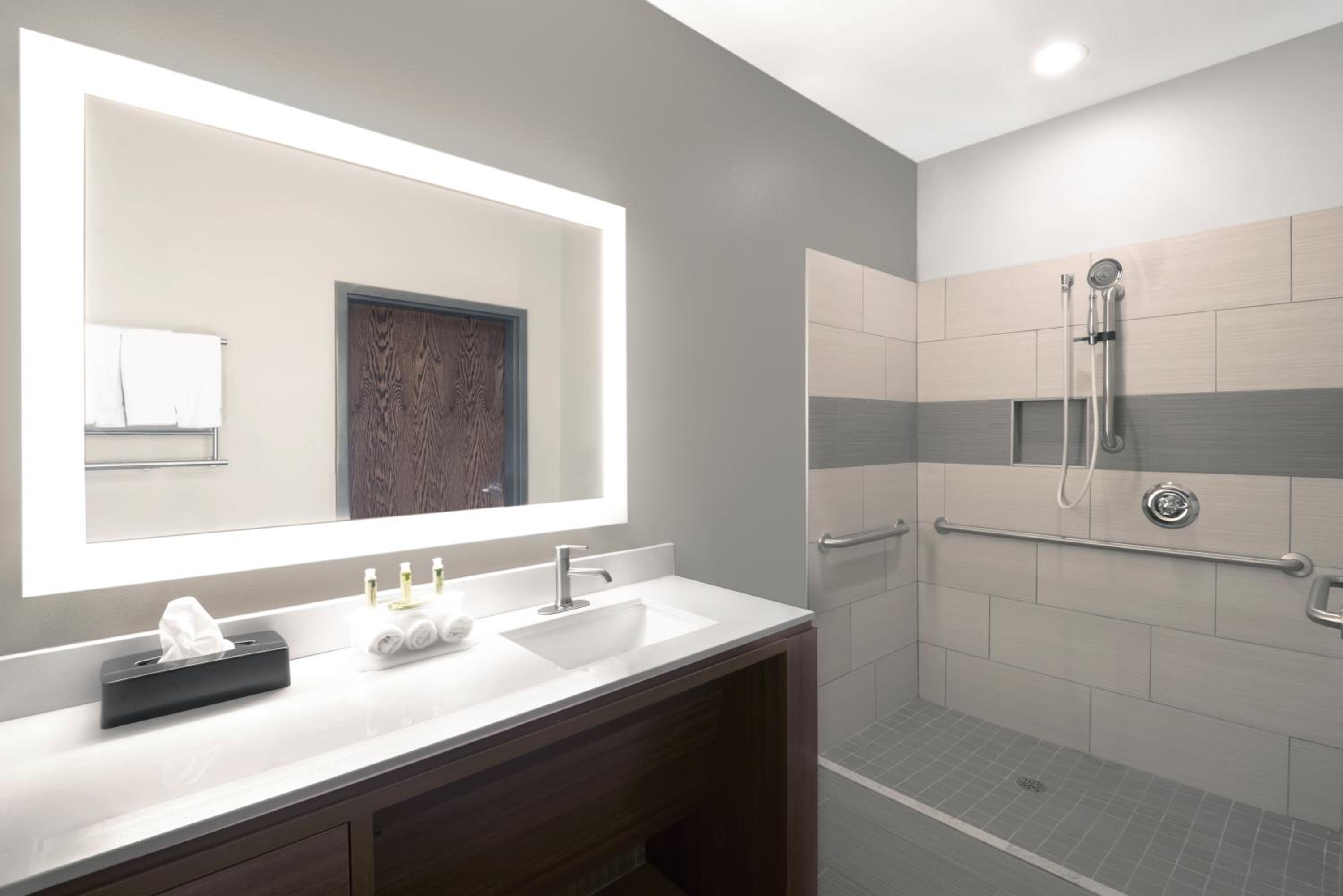 Holiday Inn Express Hotel & Suites Hot Springs by IHG