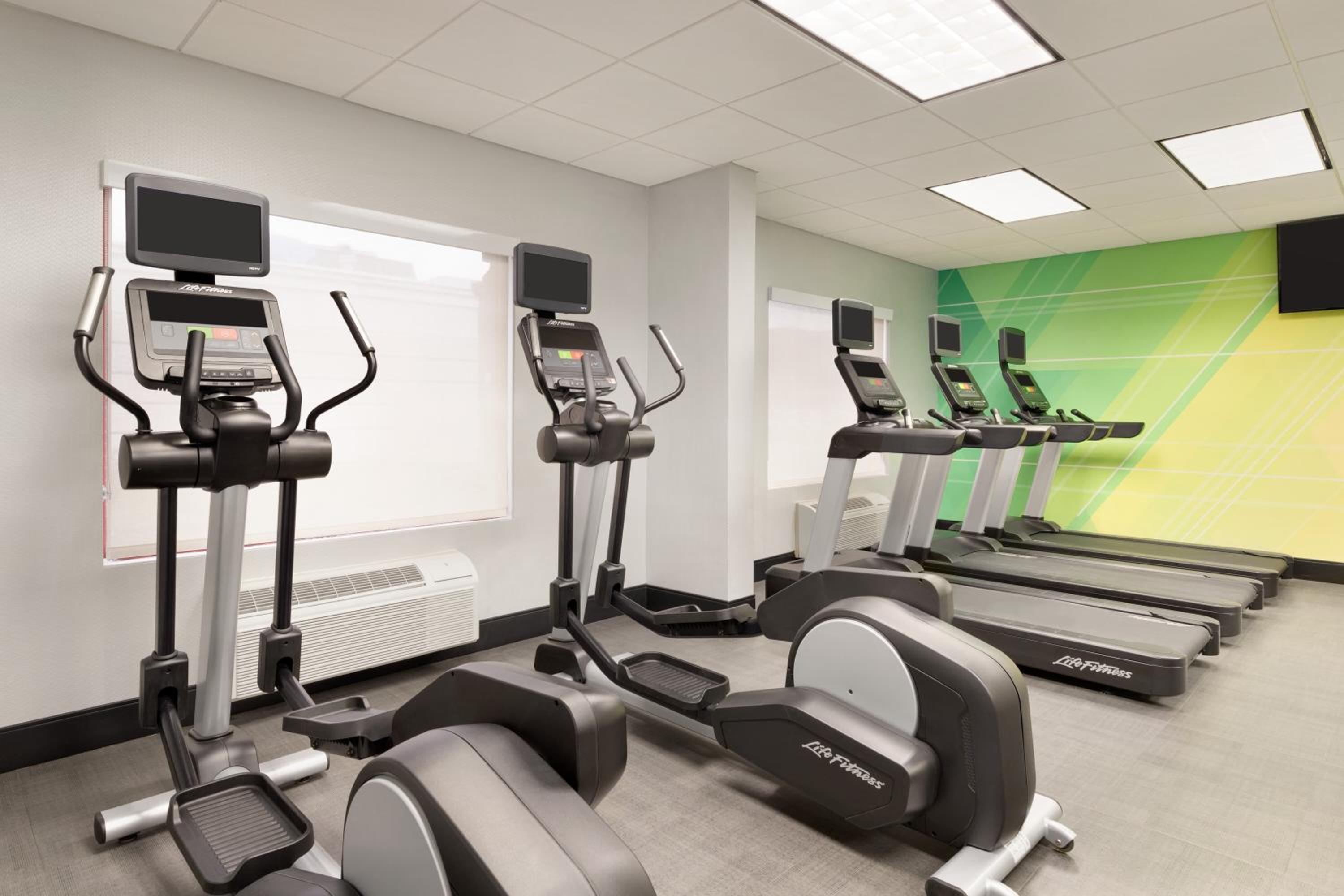 Holiday Inn Houston Intercontinental Airport, an IHG Hotel - Property Image 29