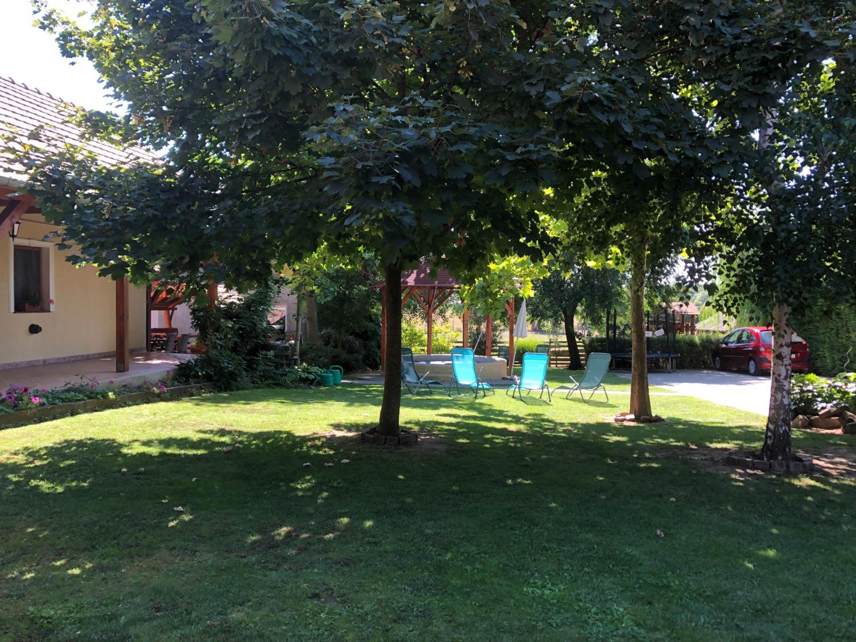 Photo 27