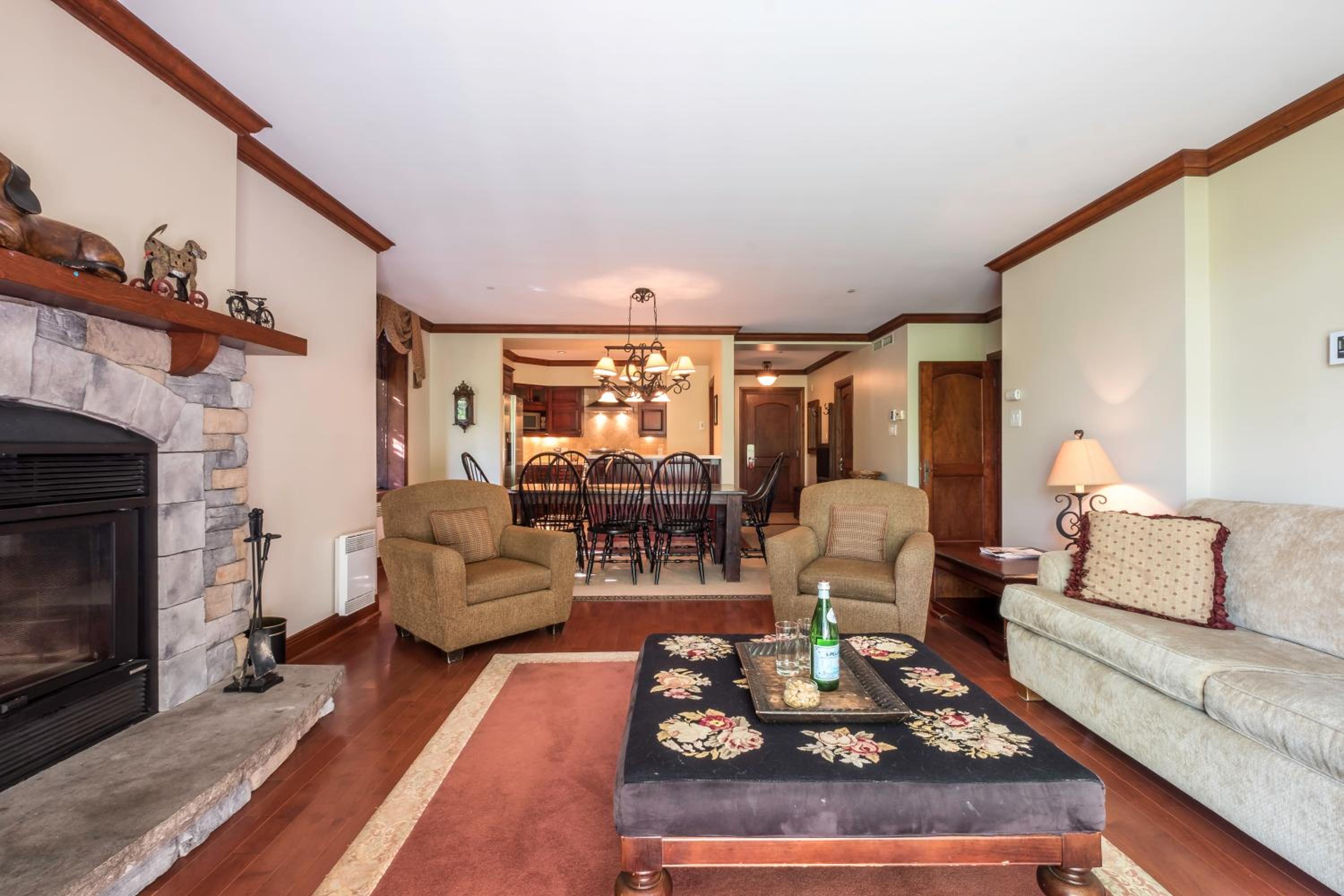 Bondurant by Tremblant Platinum view 3