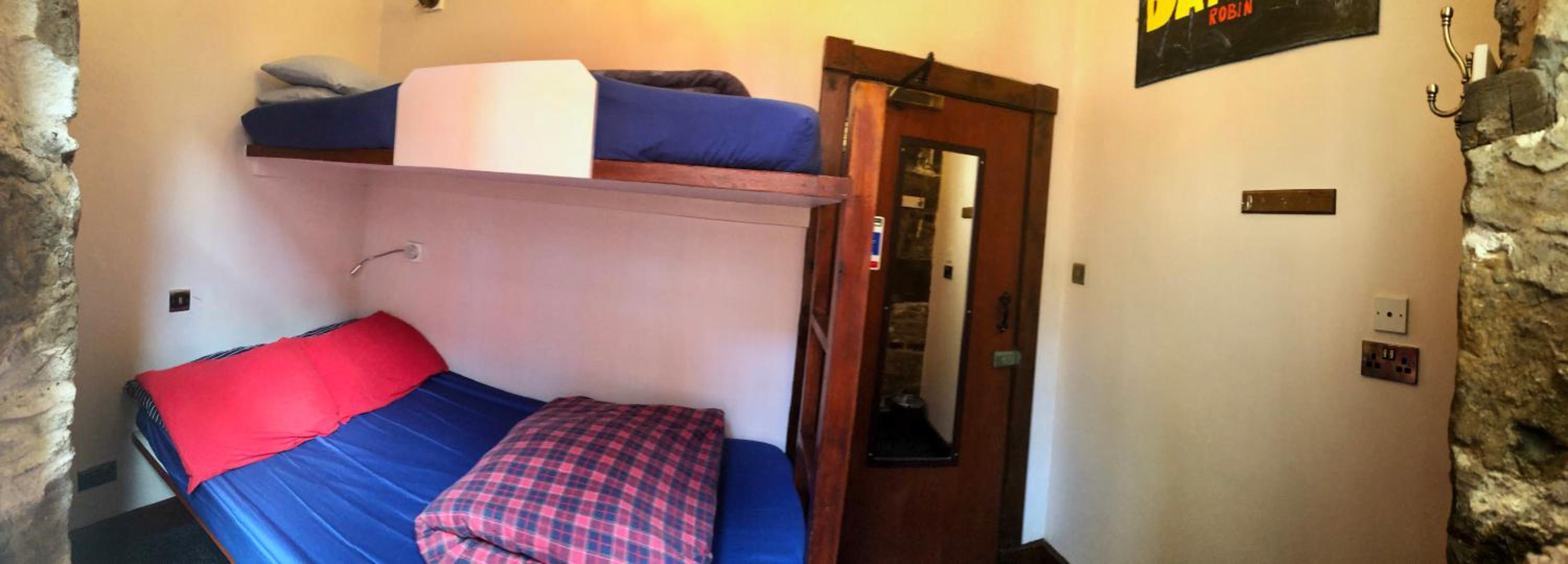 High Street Hostel - Over 18s Only, Backpackers Atmosphere