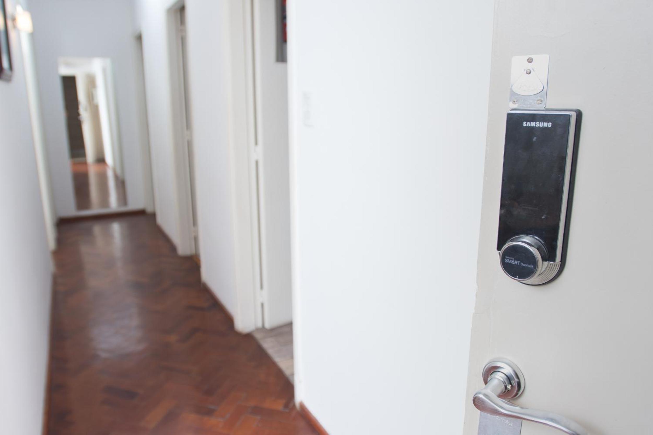 Mdz Apartments
