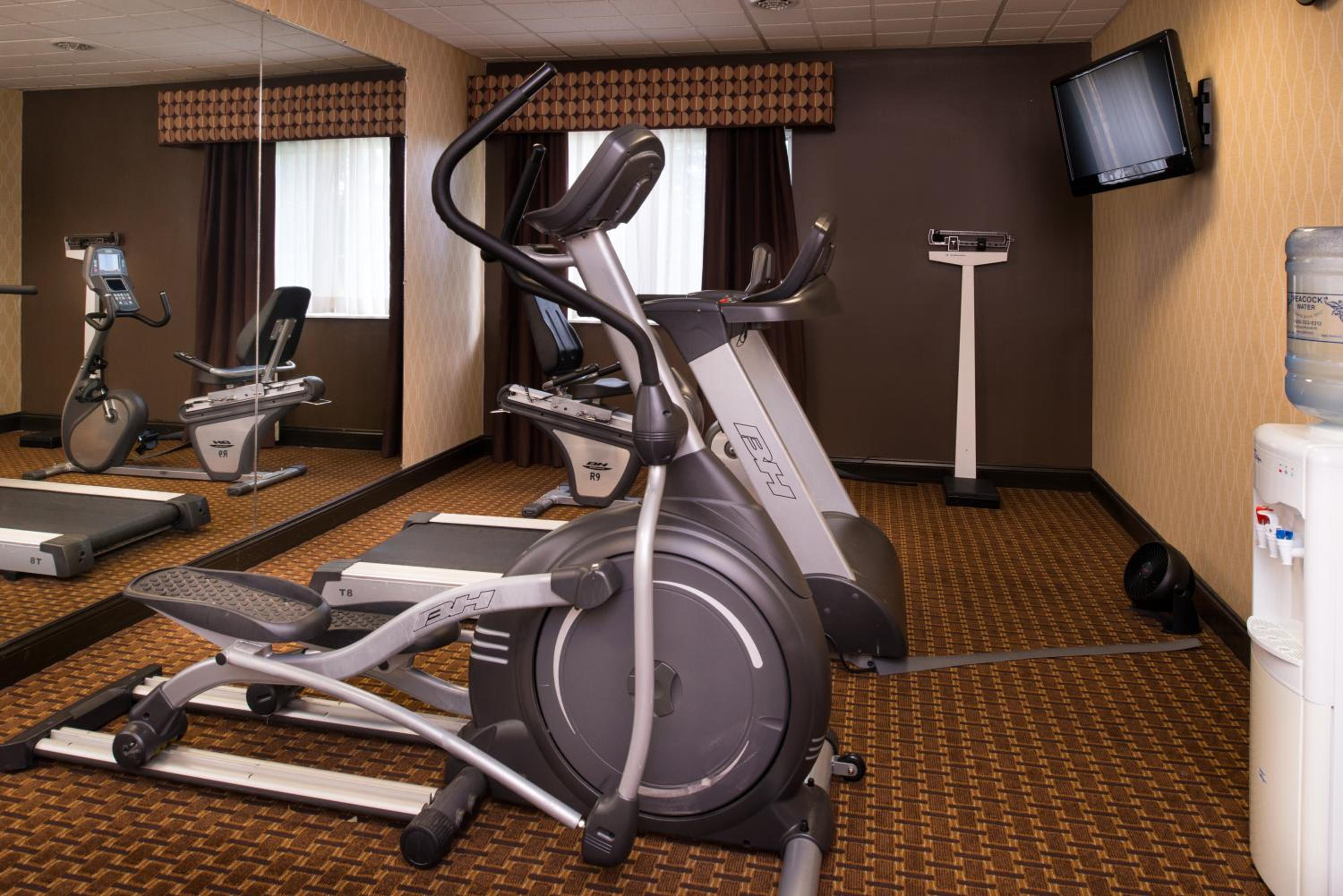 Holiday Inn Express Hotel Suites Bucyrus, an IHG Hotel - Property Image 52