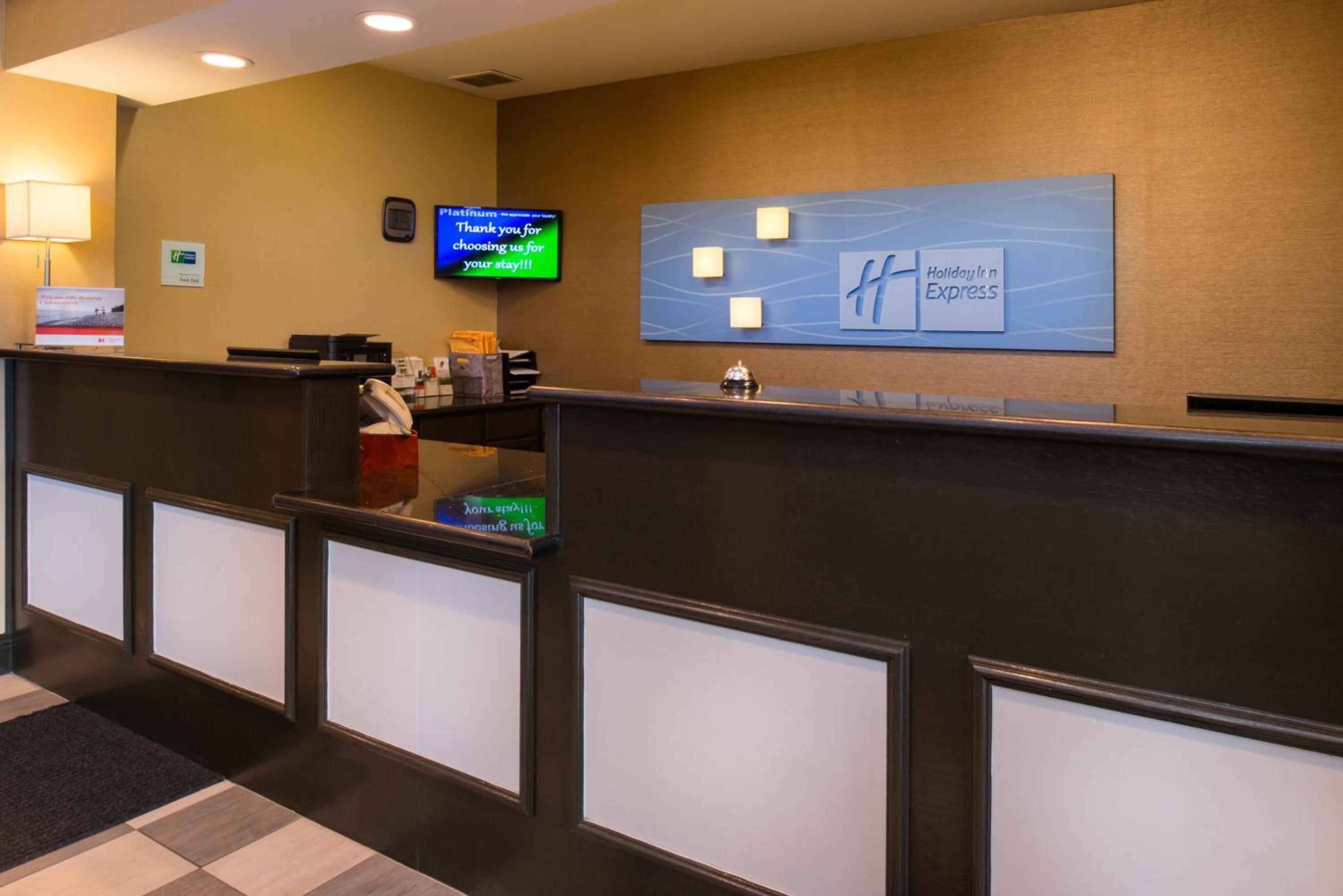 Holiday Inn Express Hotel Suites Bucyrus, an IHG Hotel - Property Image 29