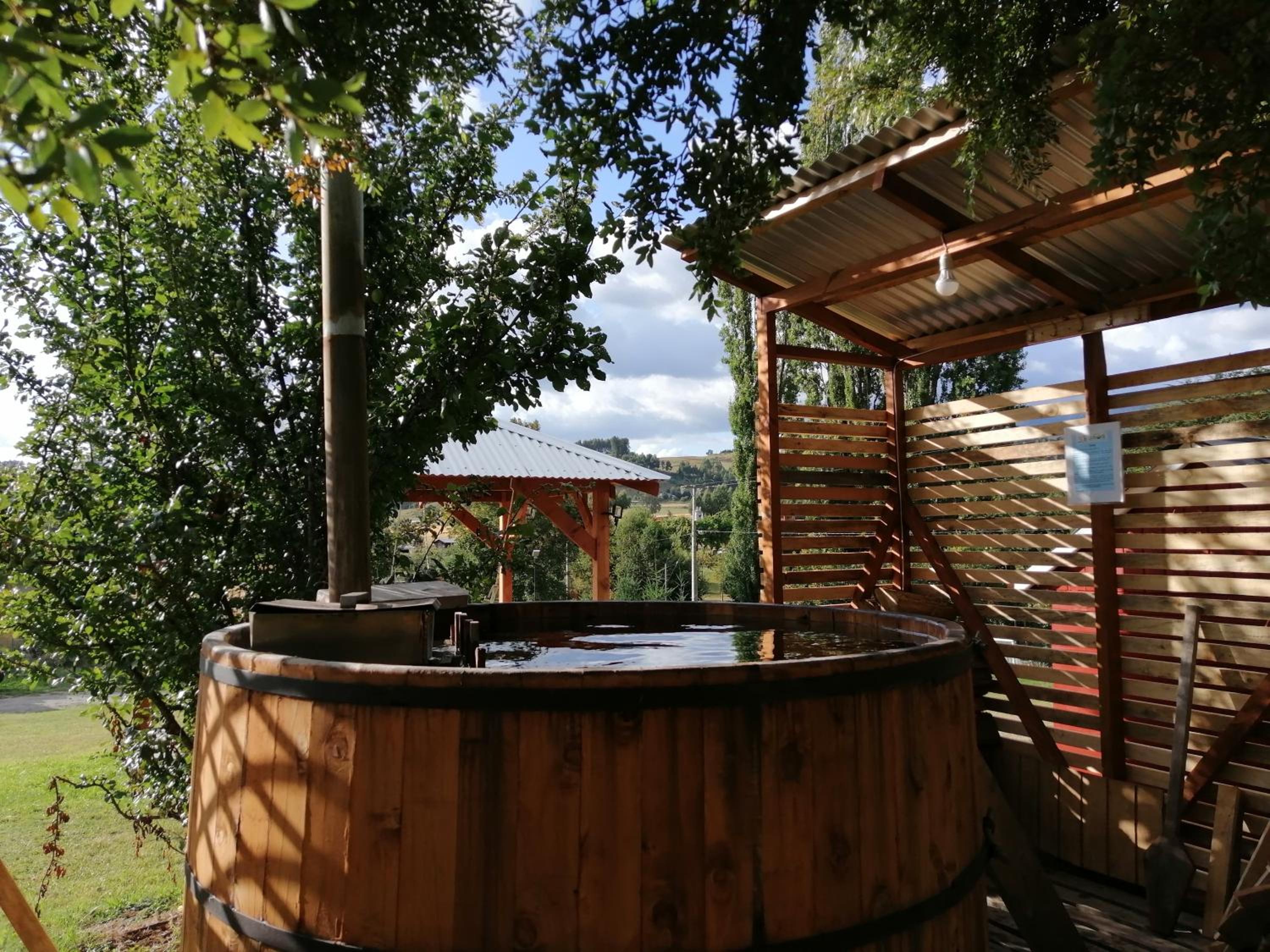 Turismo Jaos Cabañas Tinas y Quincho