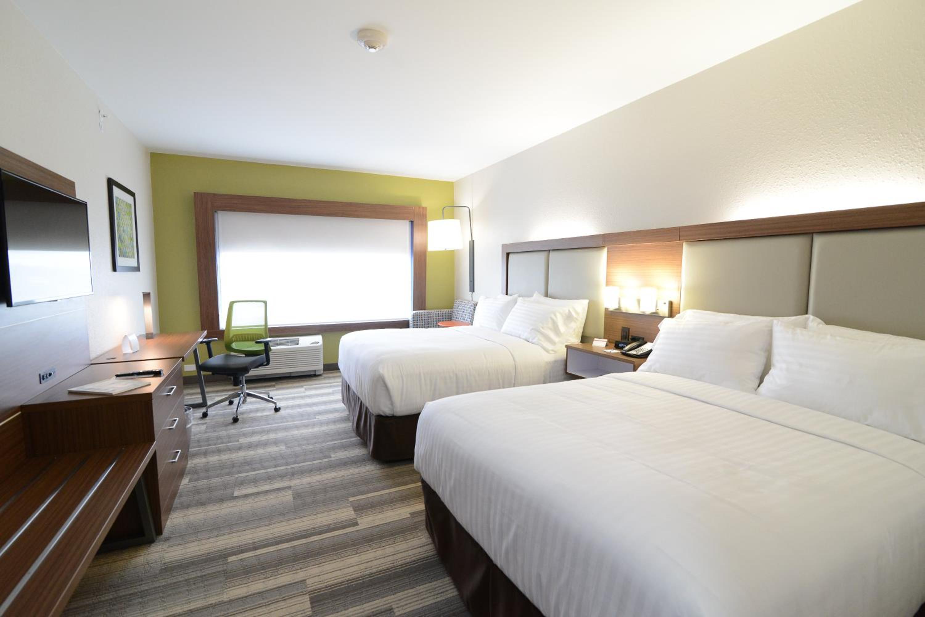 Holiday Inn Express Suites Chicago North Shore - Niles, an IHG Hotel - Property Image 12