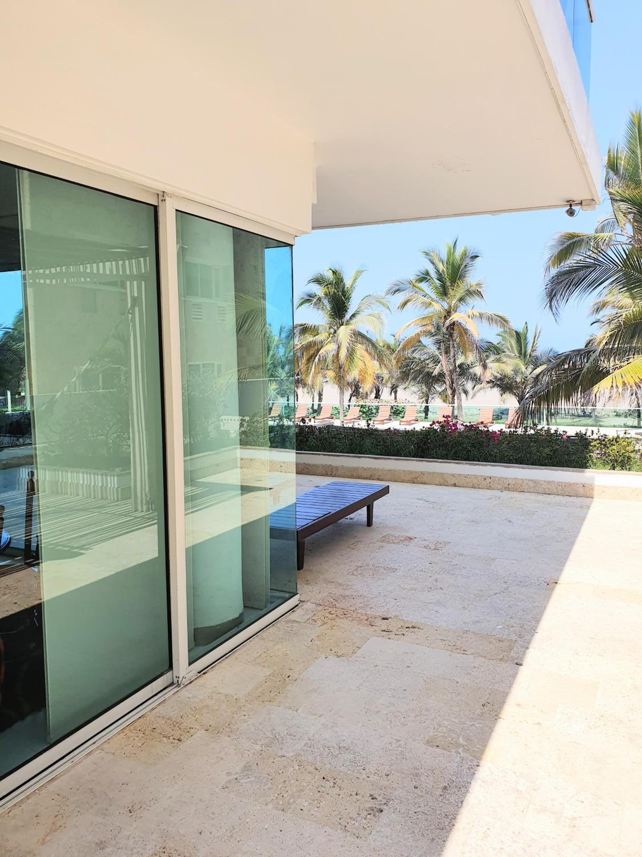 Apartamento Frente a la Playa Morros 922