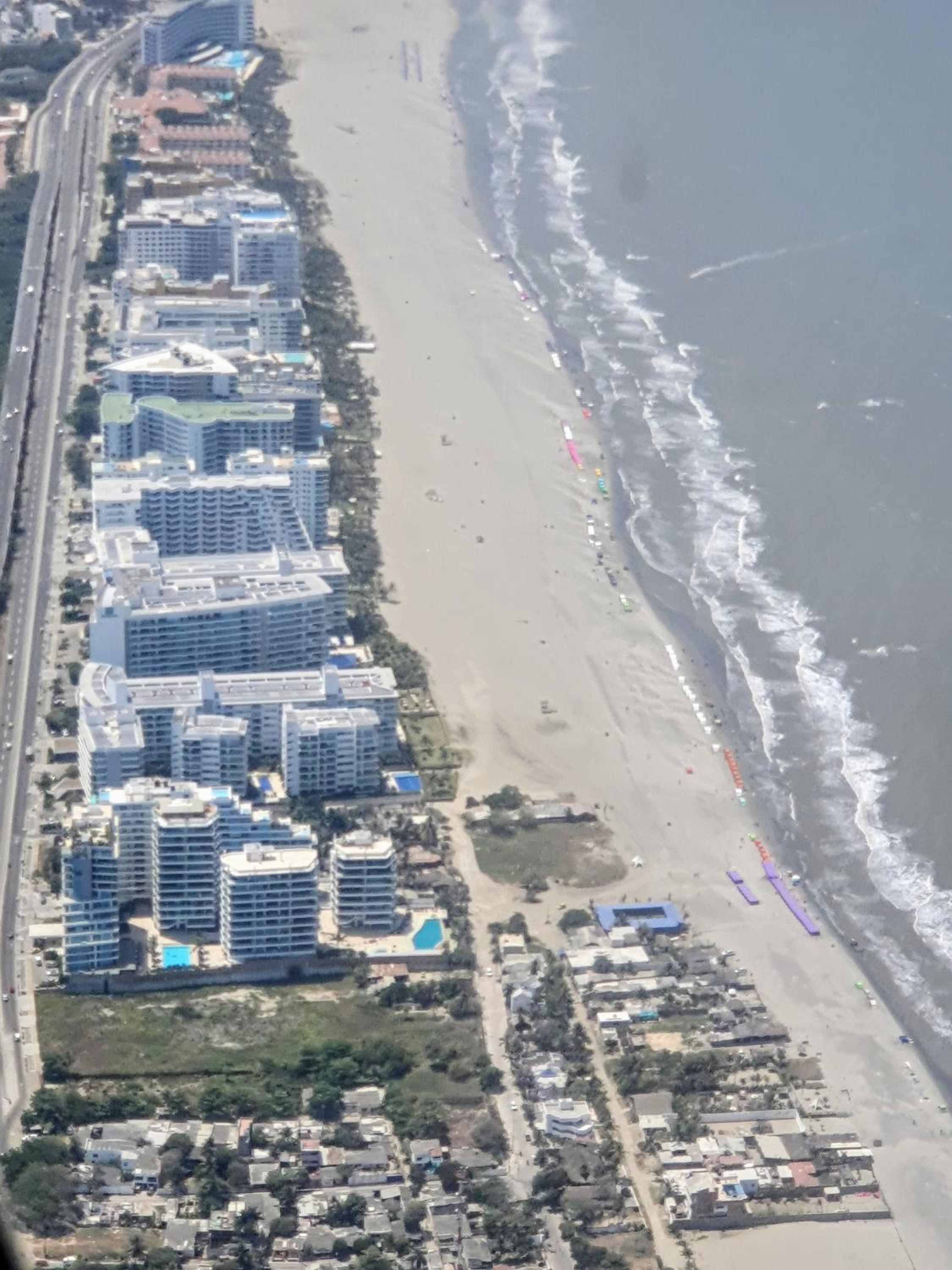 Apartamento Frente a la Playa Morros 922